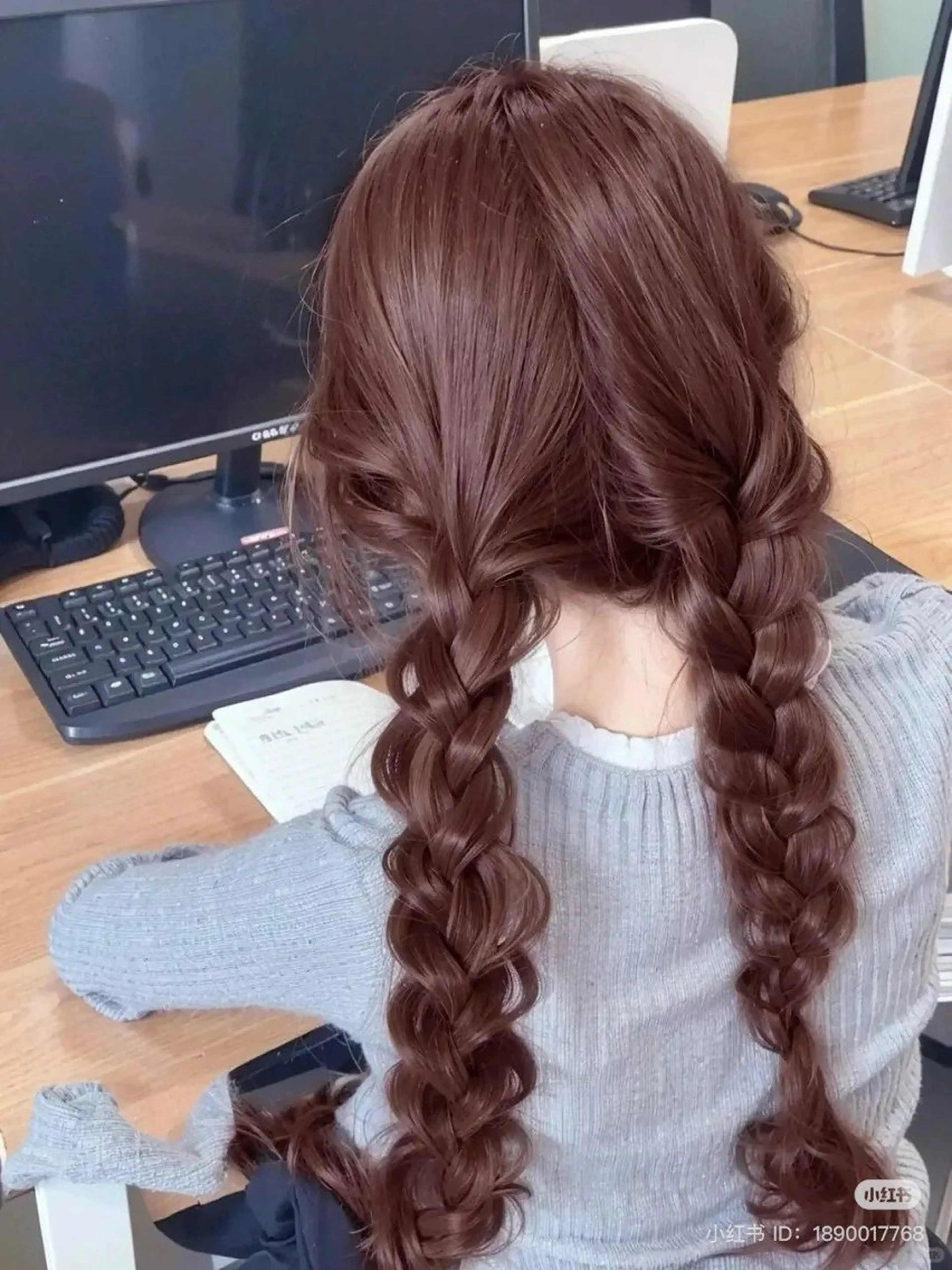 ロング カラー ヘアアレンジ ヘアカラー ヘアセット 🫧‪🎀うる艶暖色 🏹Nanako🎀のヘアスタイル