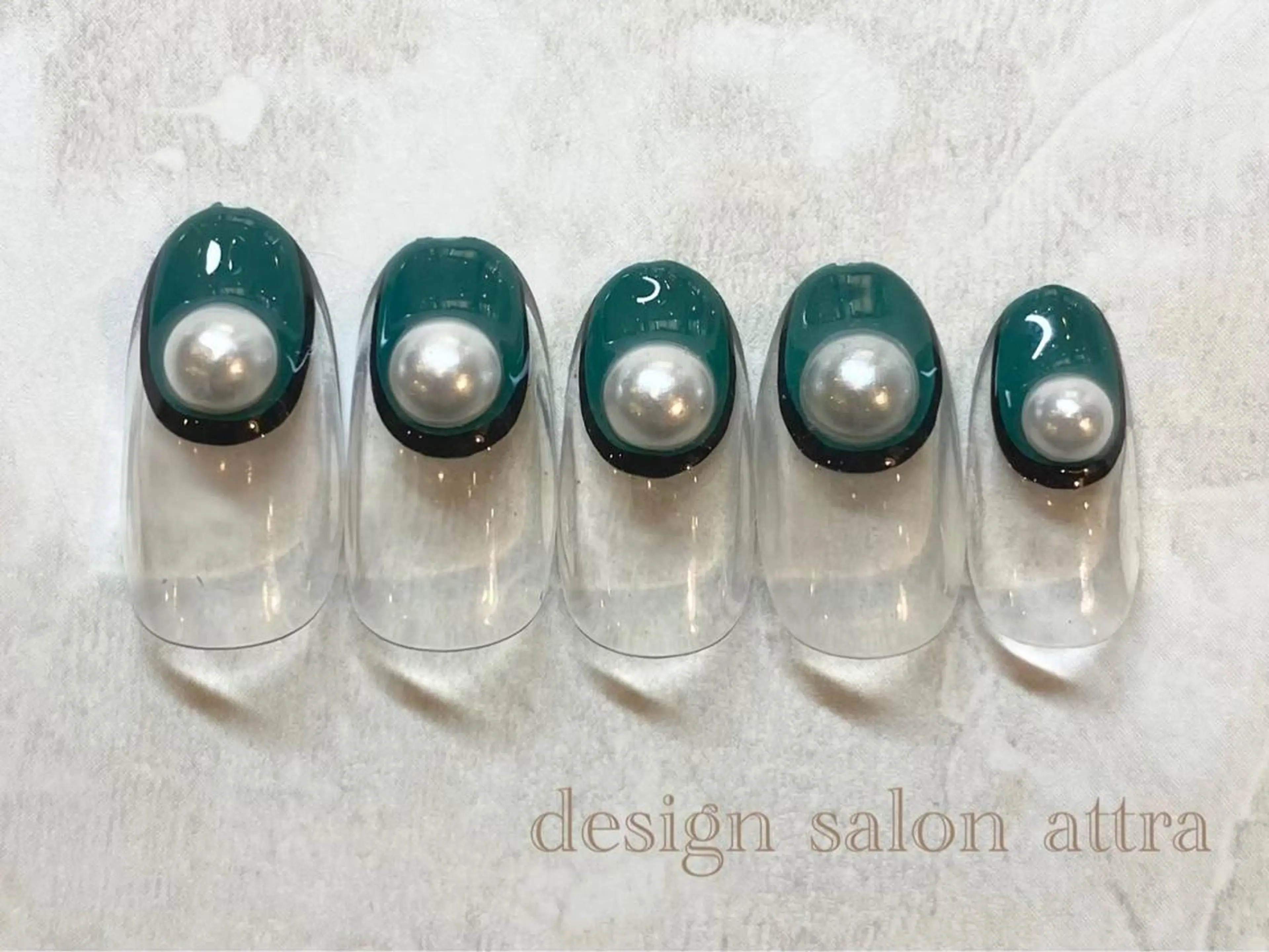 ネイル デザインサロン attra 本八幡店のネイルデザイン