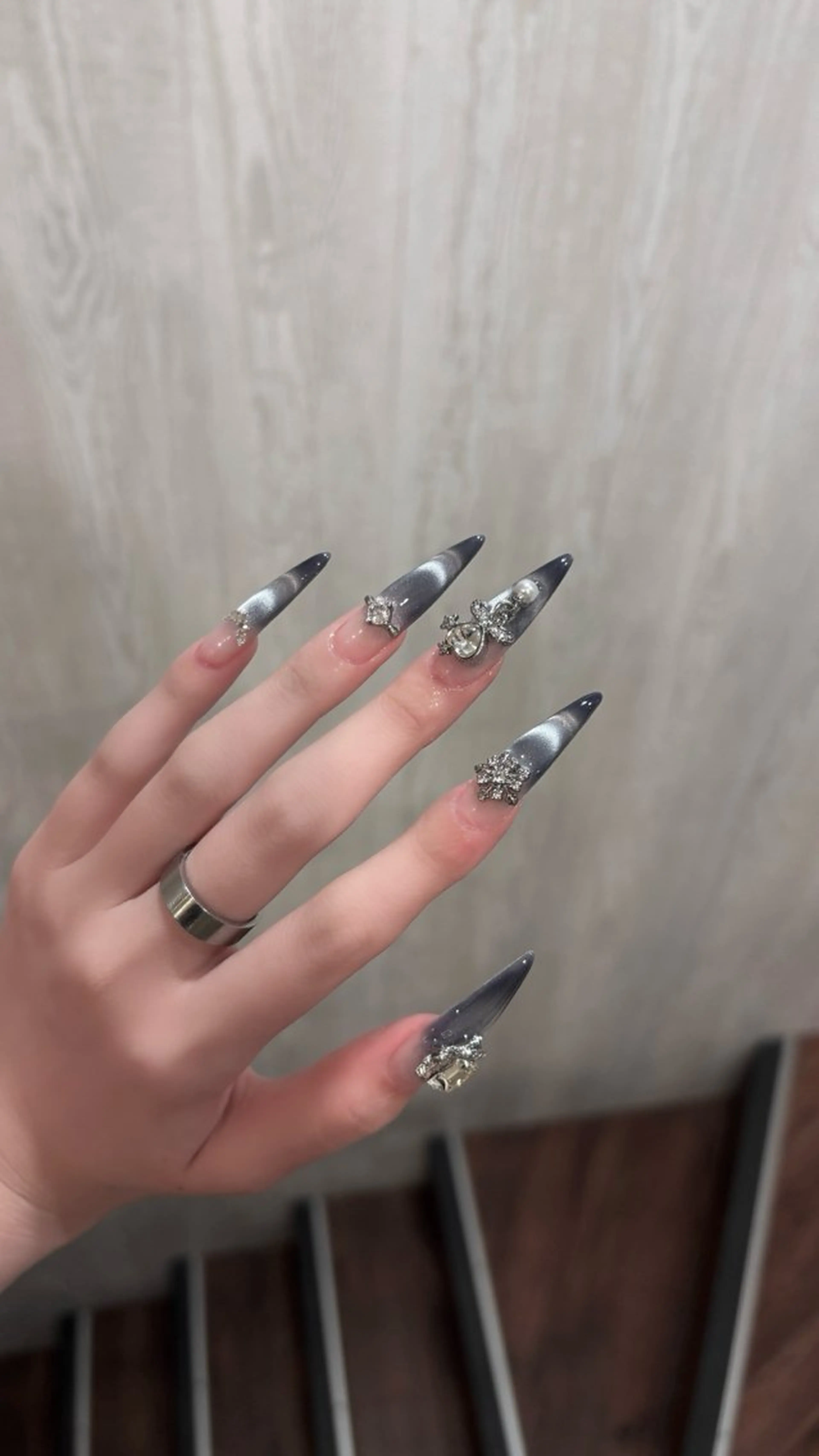 ネイル 名古屋ワンホンネイル 沙理亜のネイルデザイン