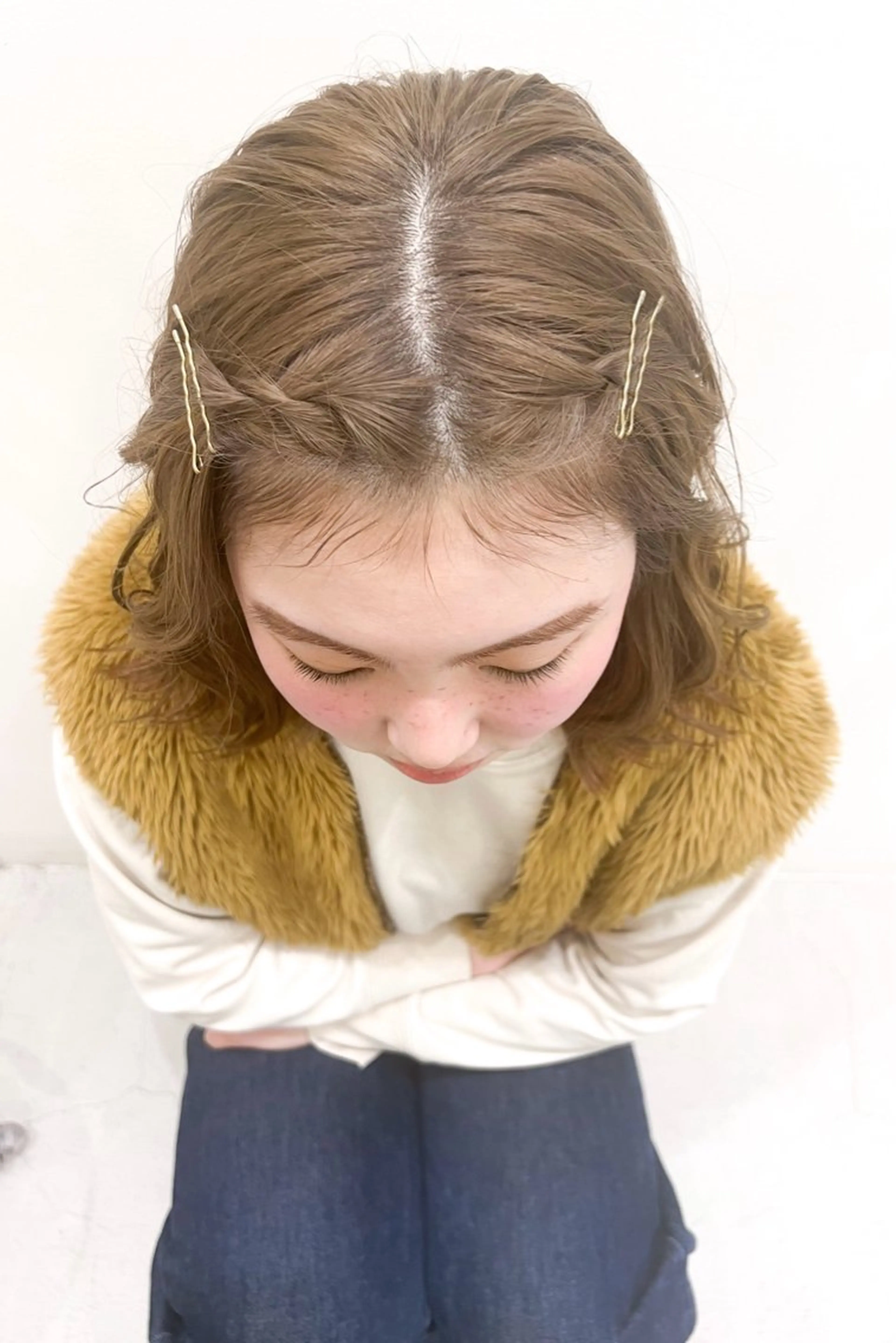 ミディアム カラー ブリーチ ハイトーンカラー 似合わせカット🫧 /パーマRINAのヘアスタイル