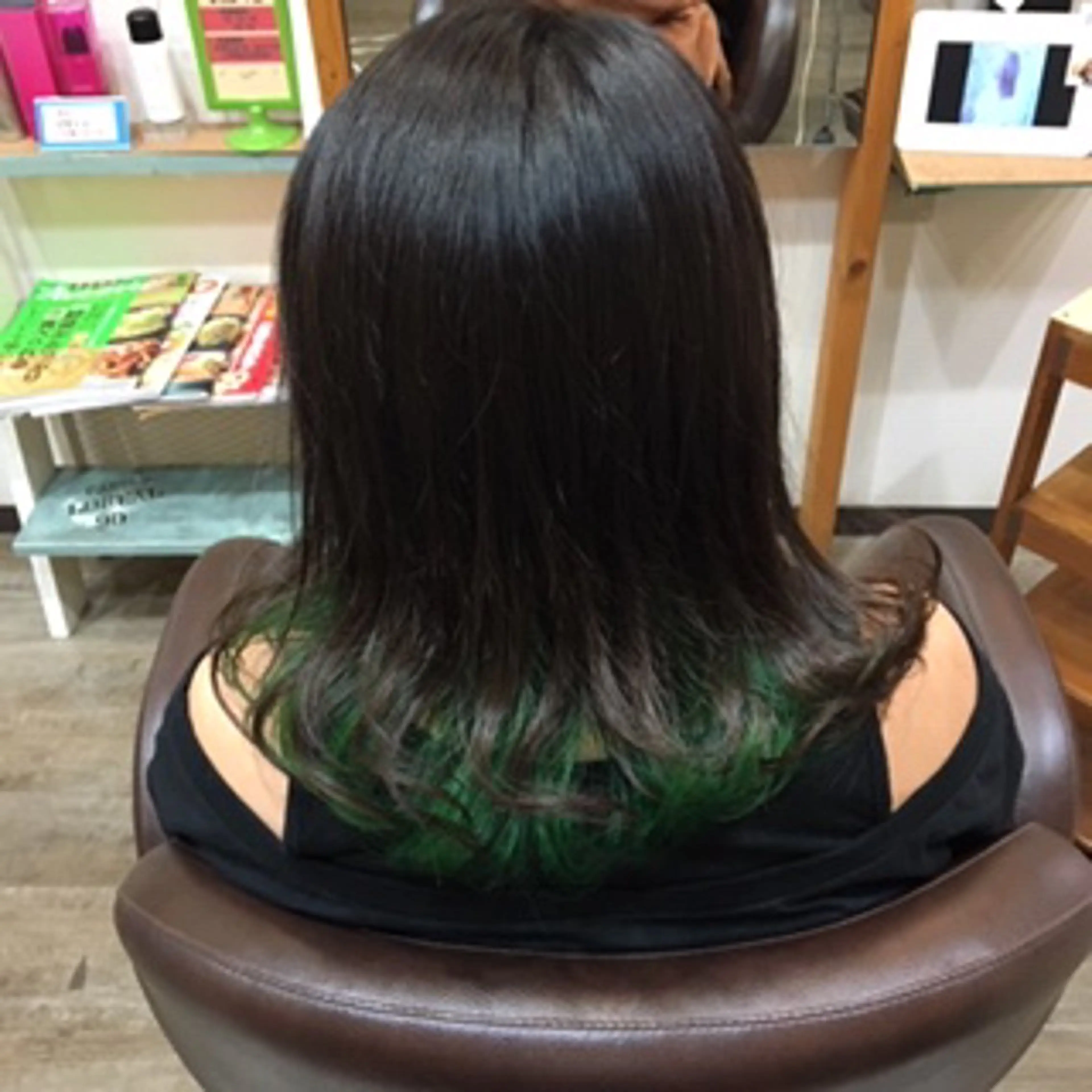 カラー AmourHair所属・サボテン K・Kのヘアスタイル