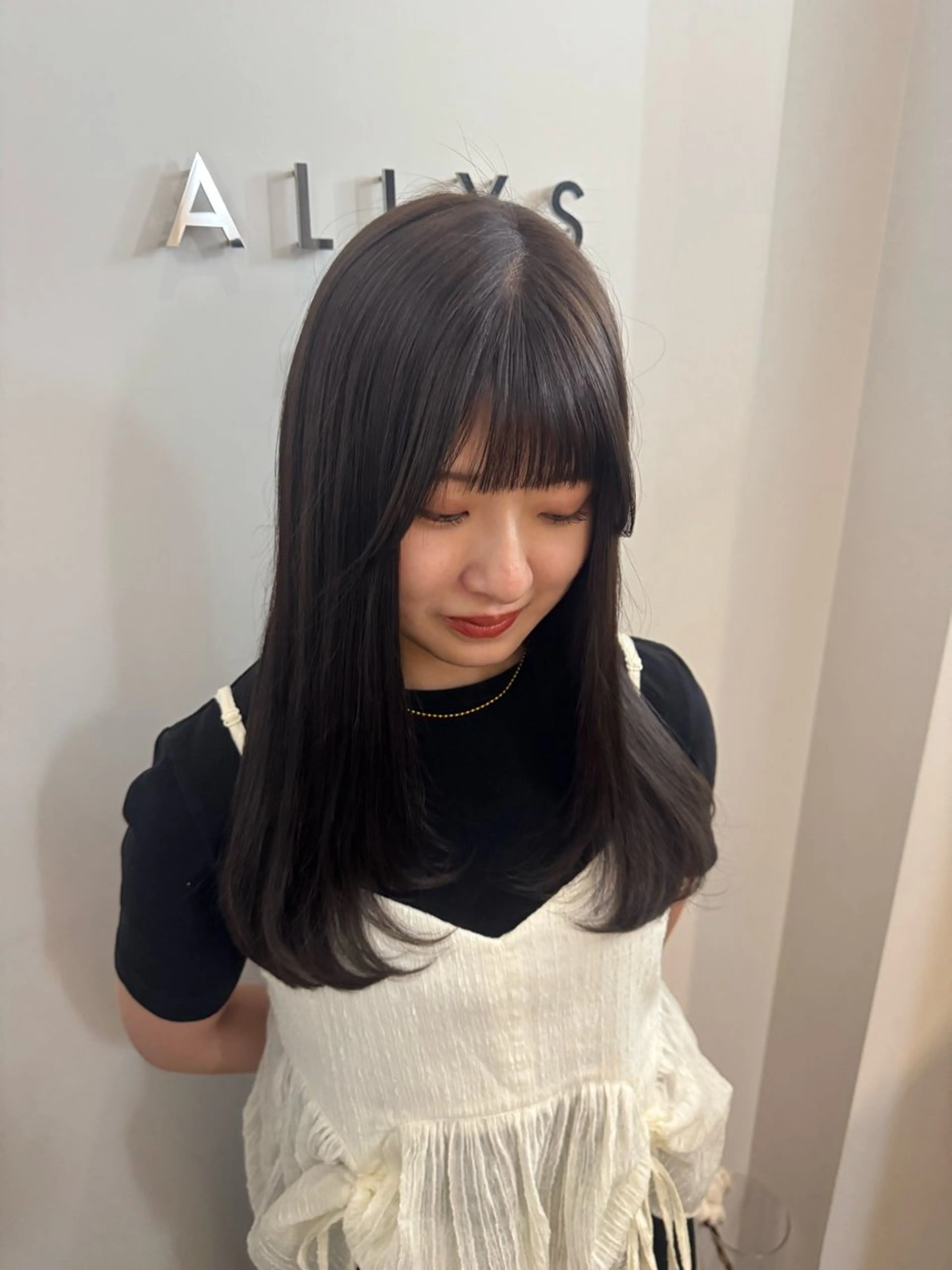 〈🉐初回特別価格🉐〉人気No1★カット+カラー+ショートトリートメントの写真