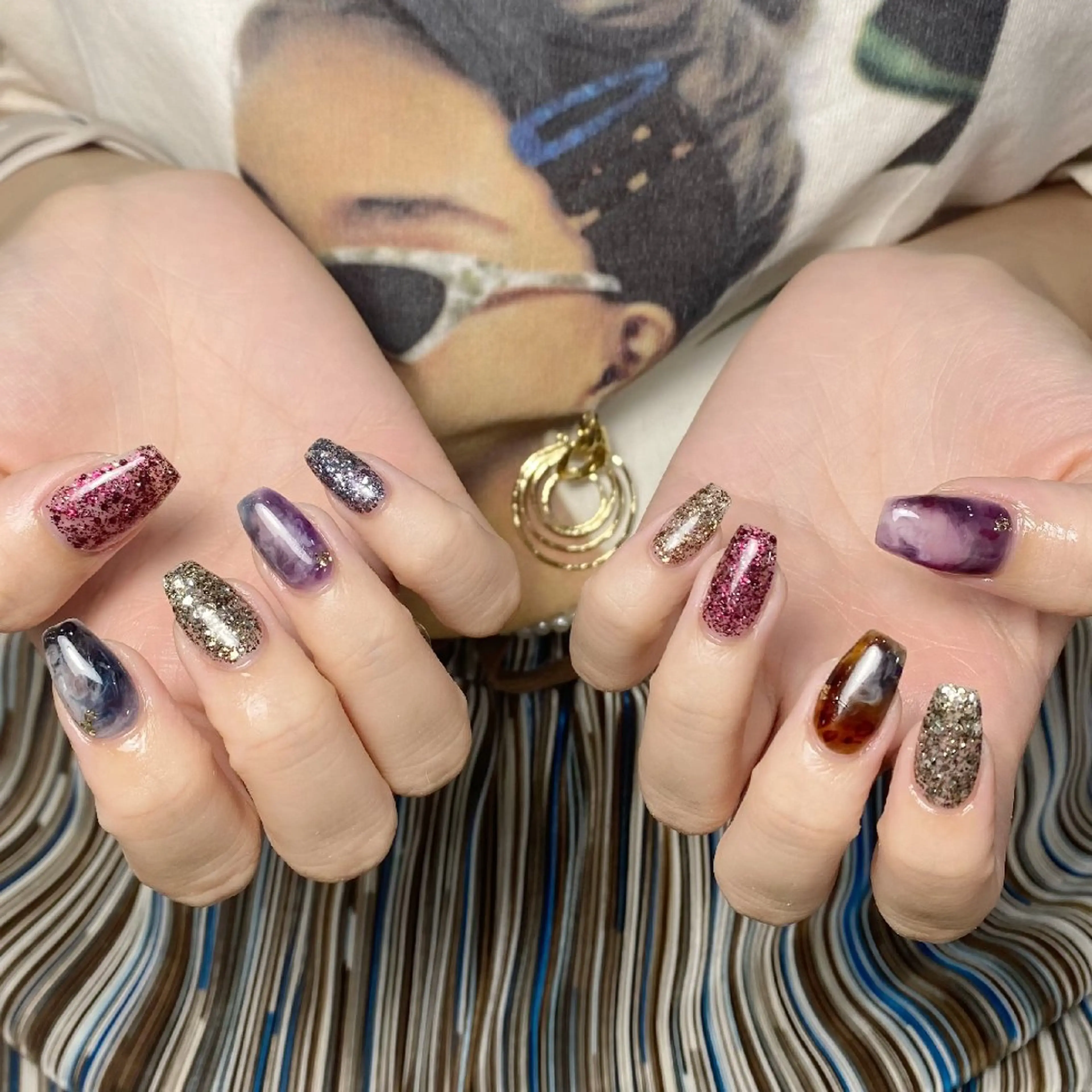 ネイル チークネイル フレンチネイル ジェルネイル ガーリー キラキラネイル ハンドネイル UM Nail Salonのネイルデザイン