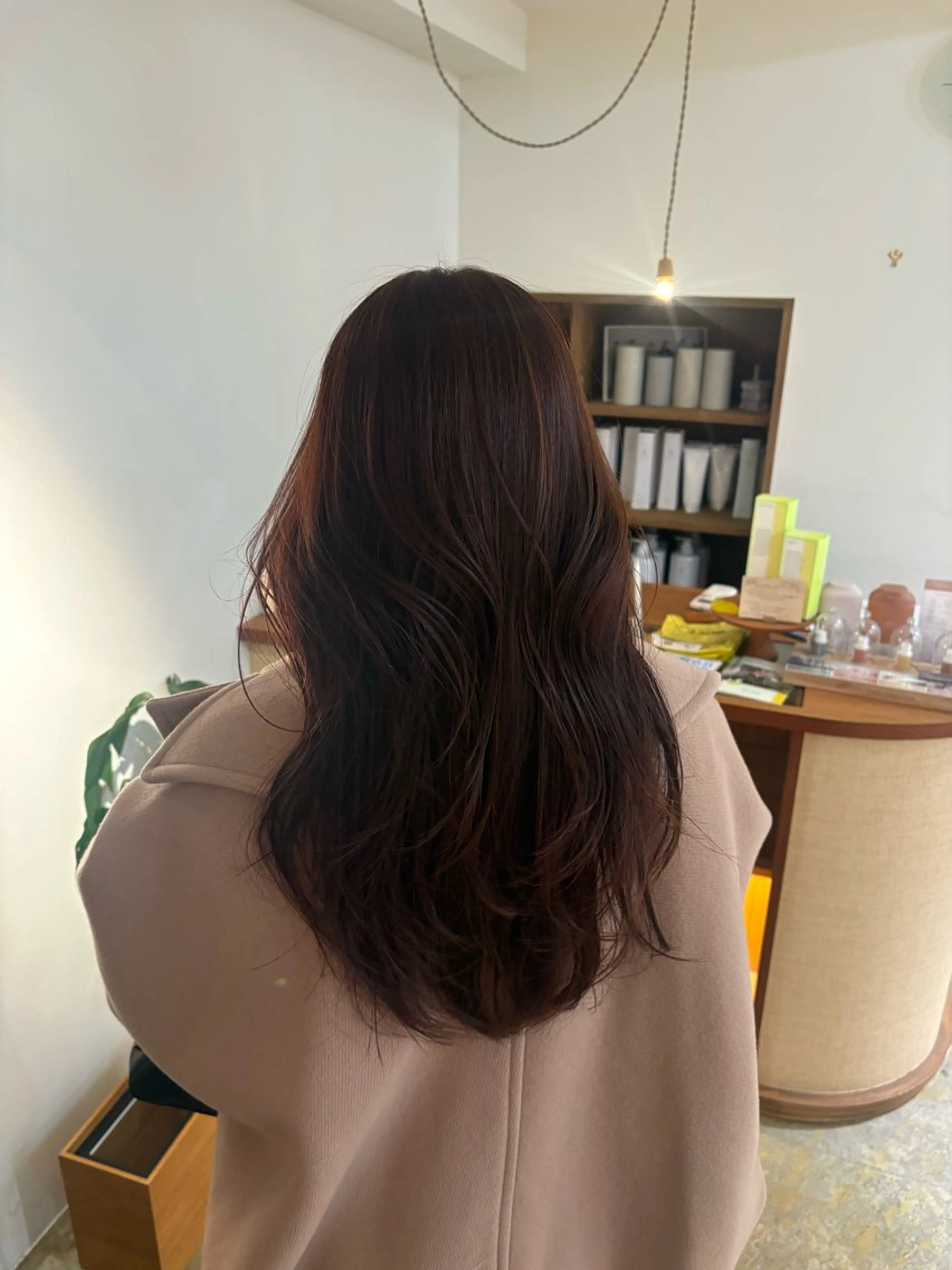ロング レイヤーカット 村井 美桜のヘアスタイル
