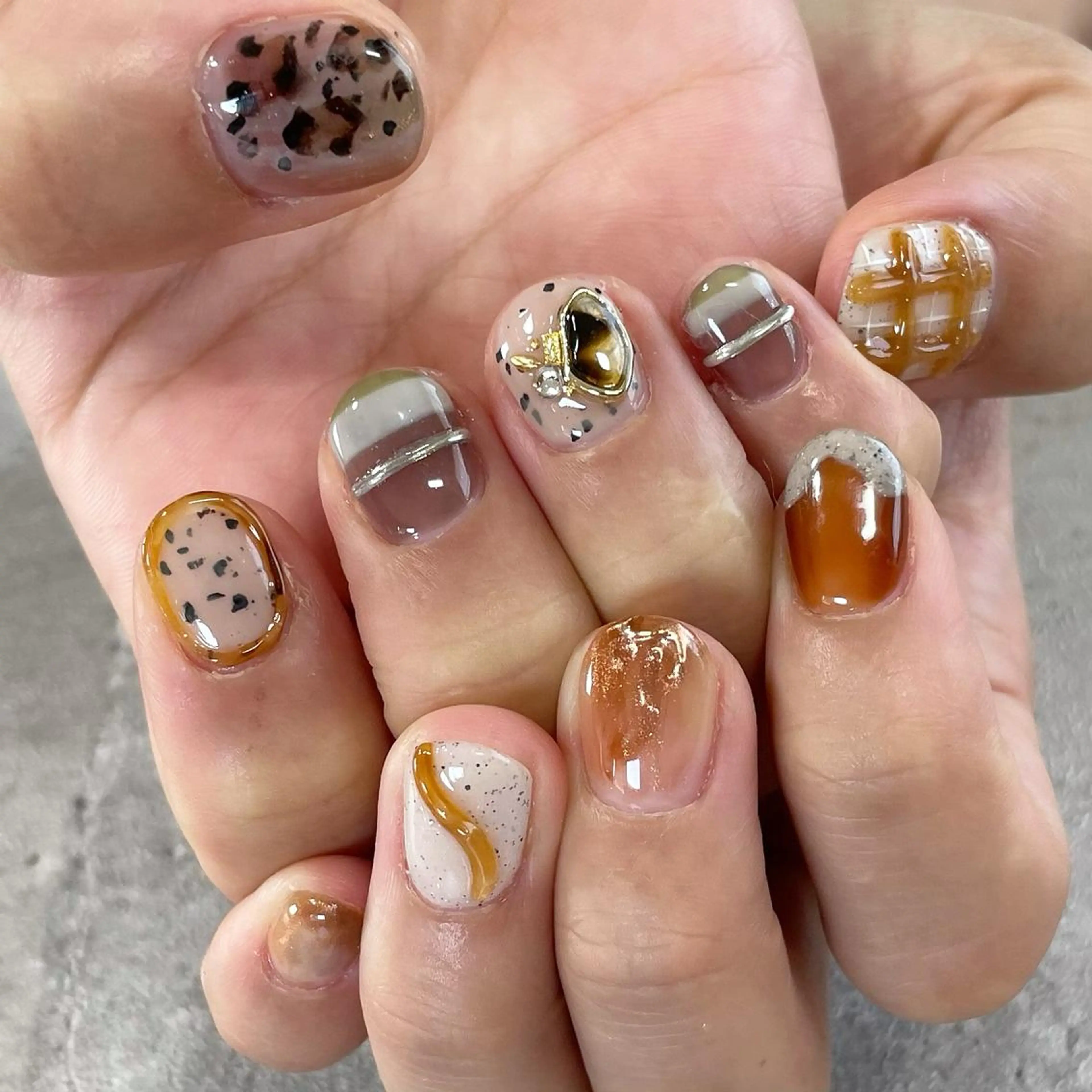 ネイル ジェルネイル 東 千夏のネイルデザイン