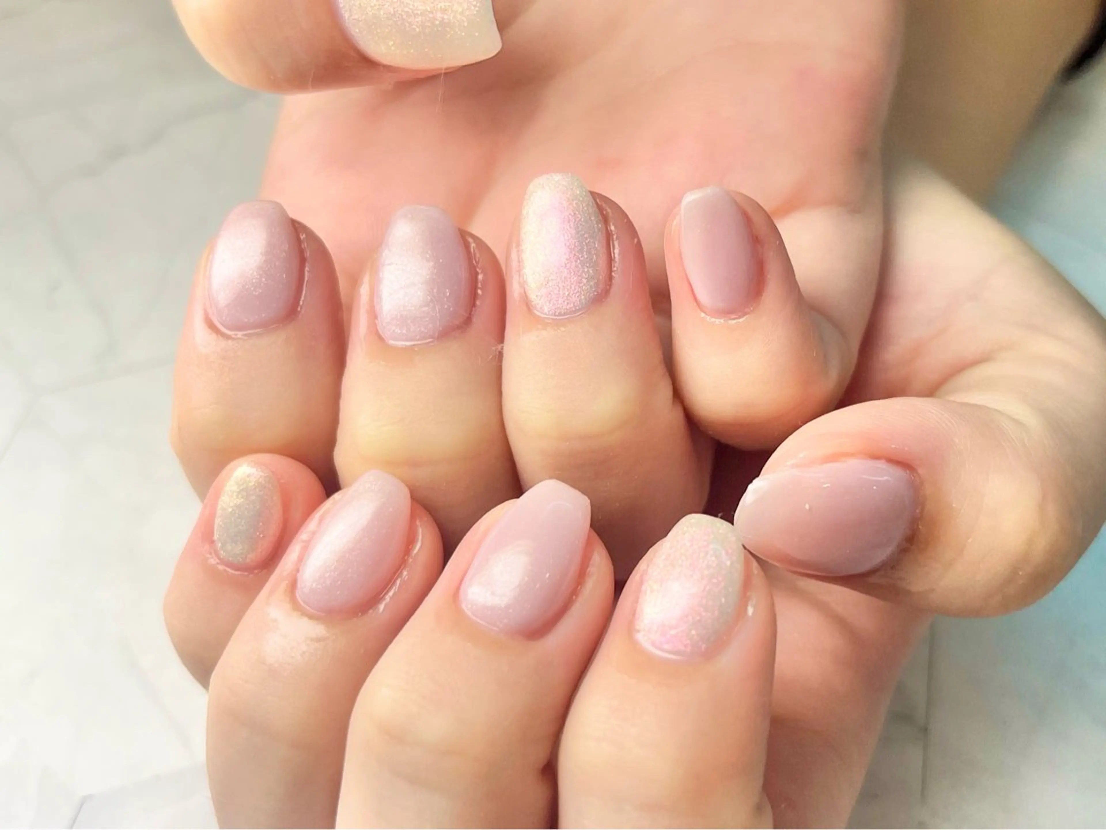 ネイル ラメ(グリッター) ピンク Queen nail 北堀江 ASUKAのネイルデザイン