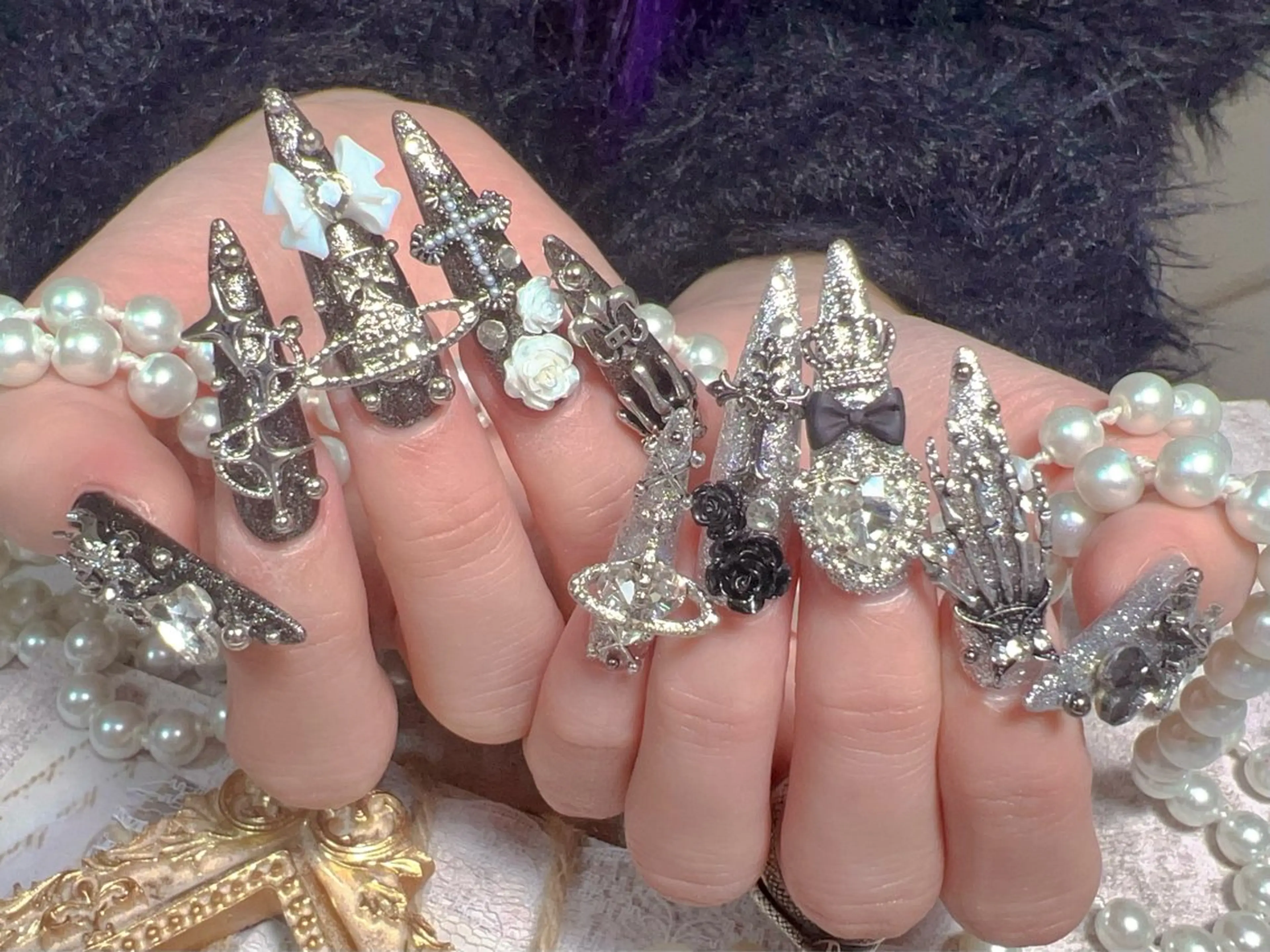 ネイル MOA NAIL所属・MoaNail🫶 Yoshiのネイルデザイン