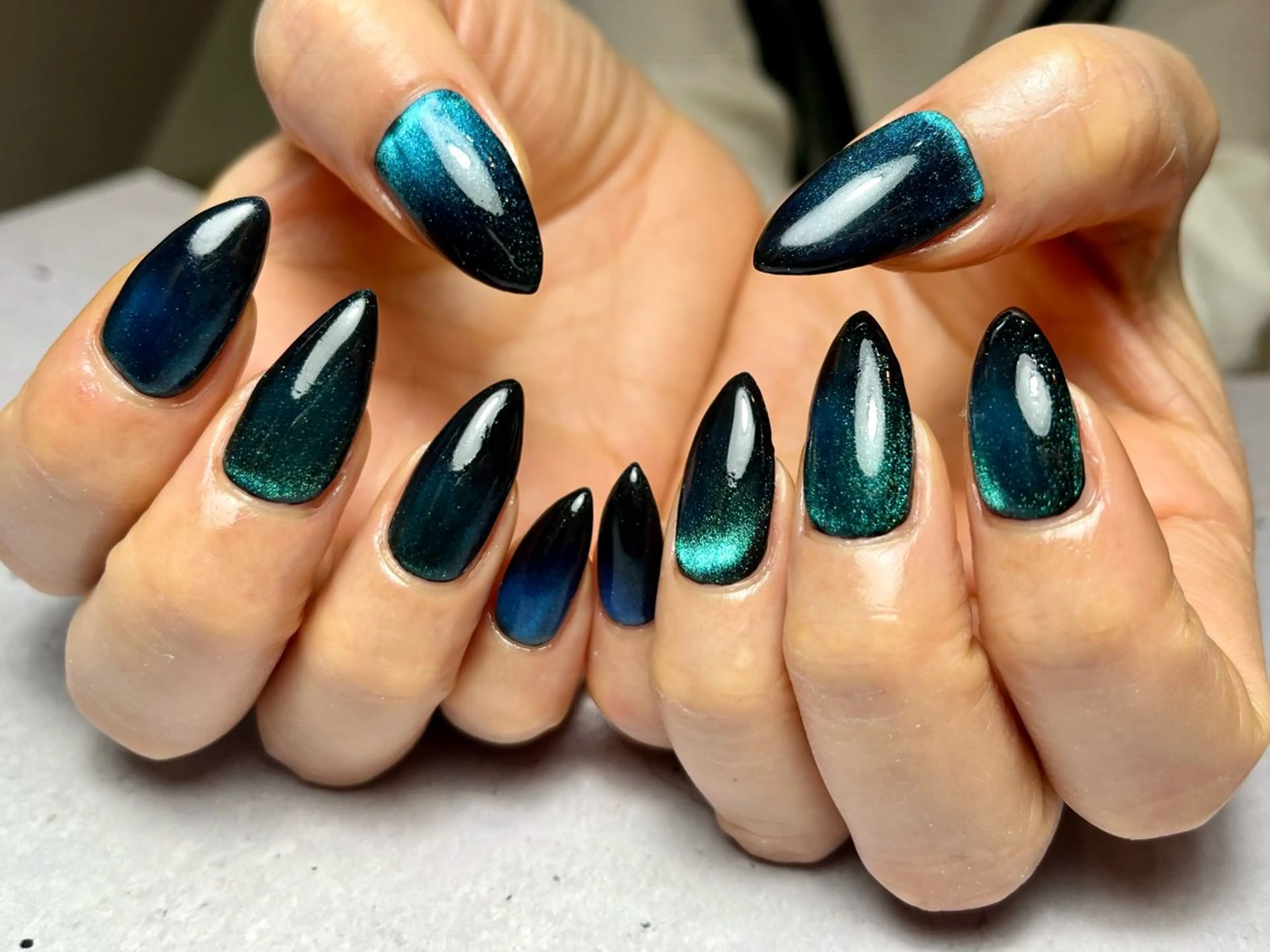 ネイル マグネットネイル ワンカラーネイル ハンドネイル kupu所属・ネイルサロン kupuのネイルデザイン