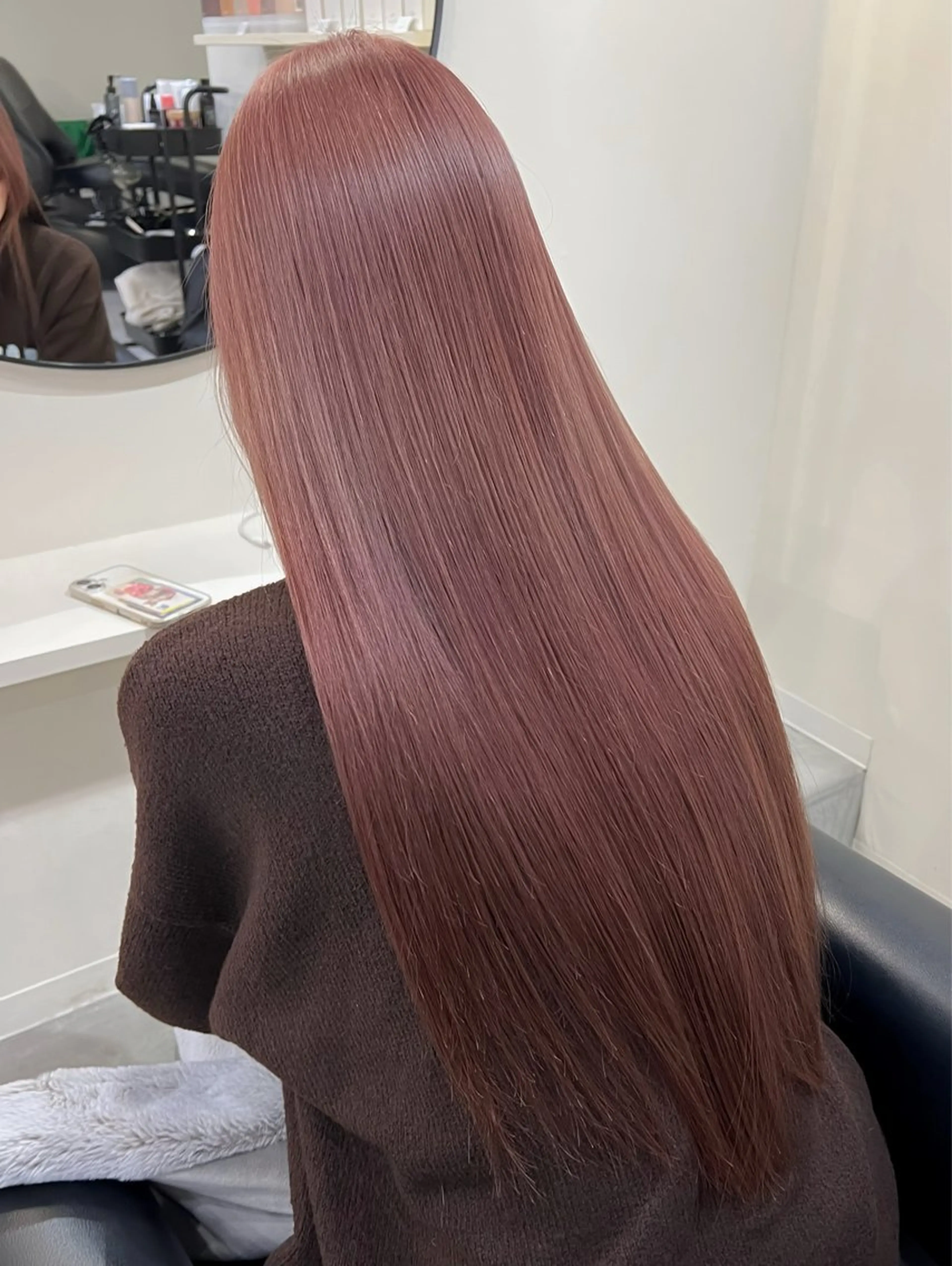 ロング カラー ベージュカラー ピンクカラー ピンクベージュ ヘアカラー トリートメント LA KING KYOTO所属・LA KING 👑 【ハーツ】艶髪のヘアスタイル