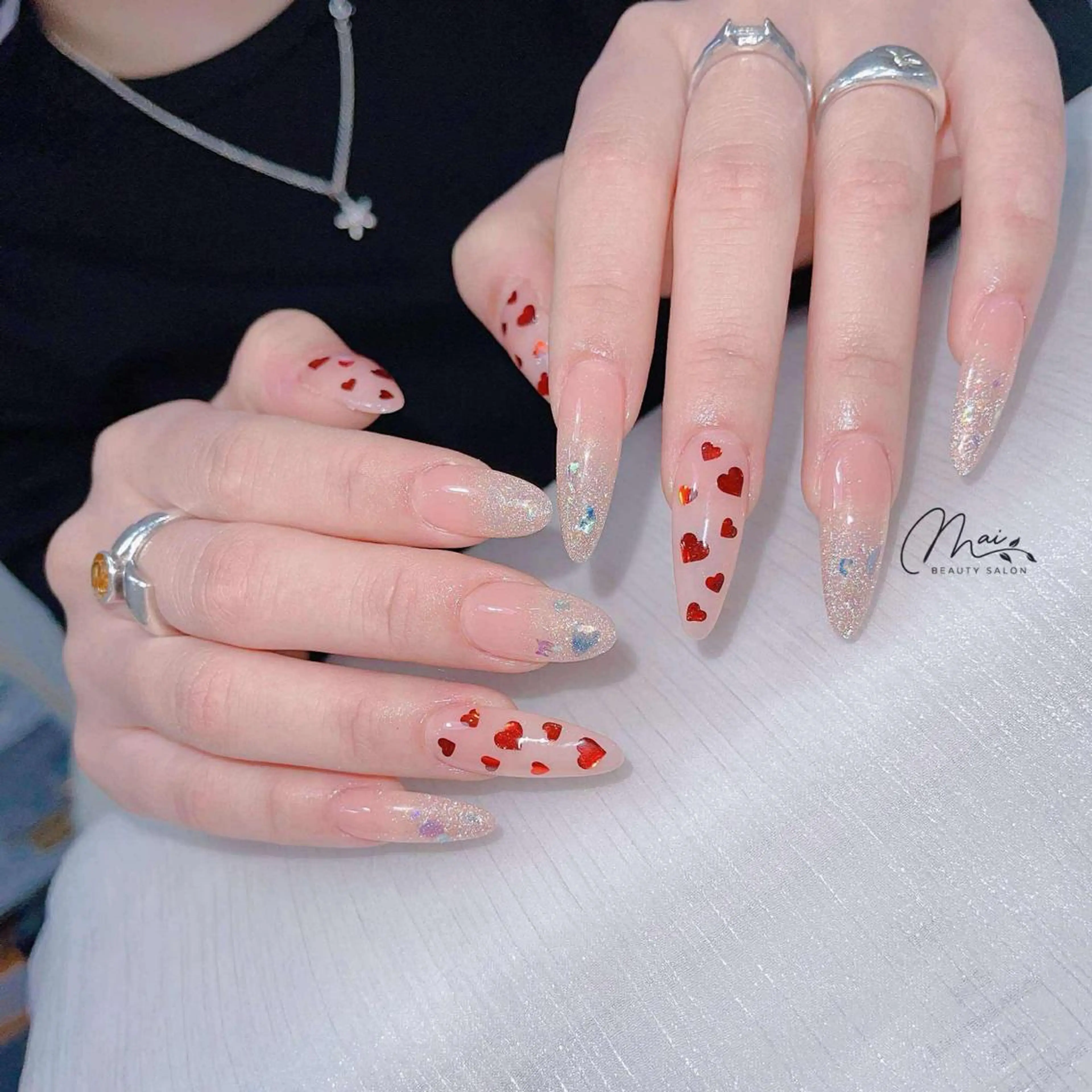 ネイル アニマル柄 ボルドー ジェルネイル ニュアンスネイル パラジェル MaiBeauty dodoのネイルデザイン