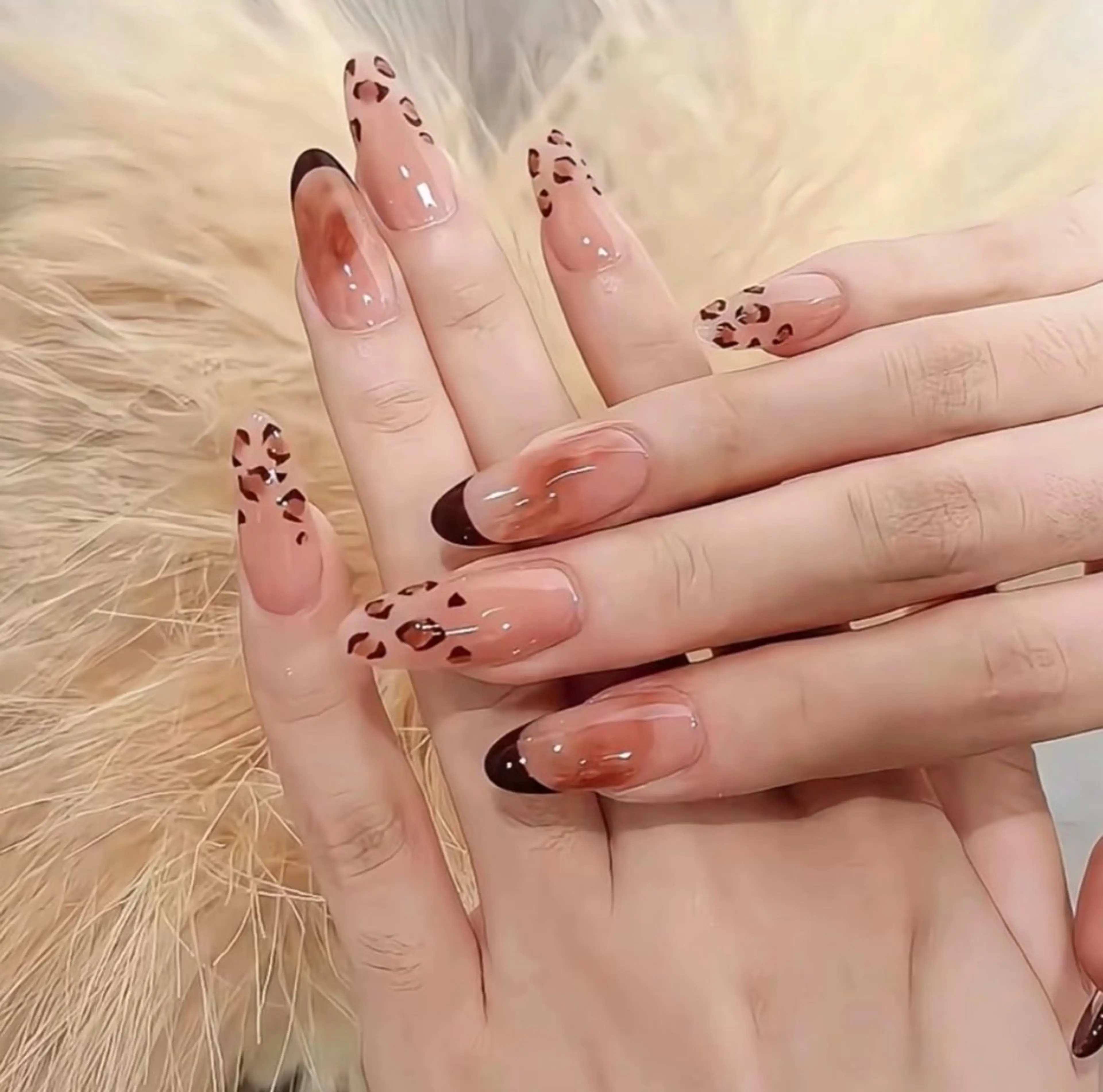 ネイル ✿は✿ぴ ✿ね✿す✿のネイルデザイン