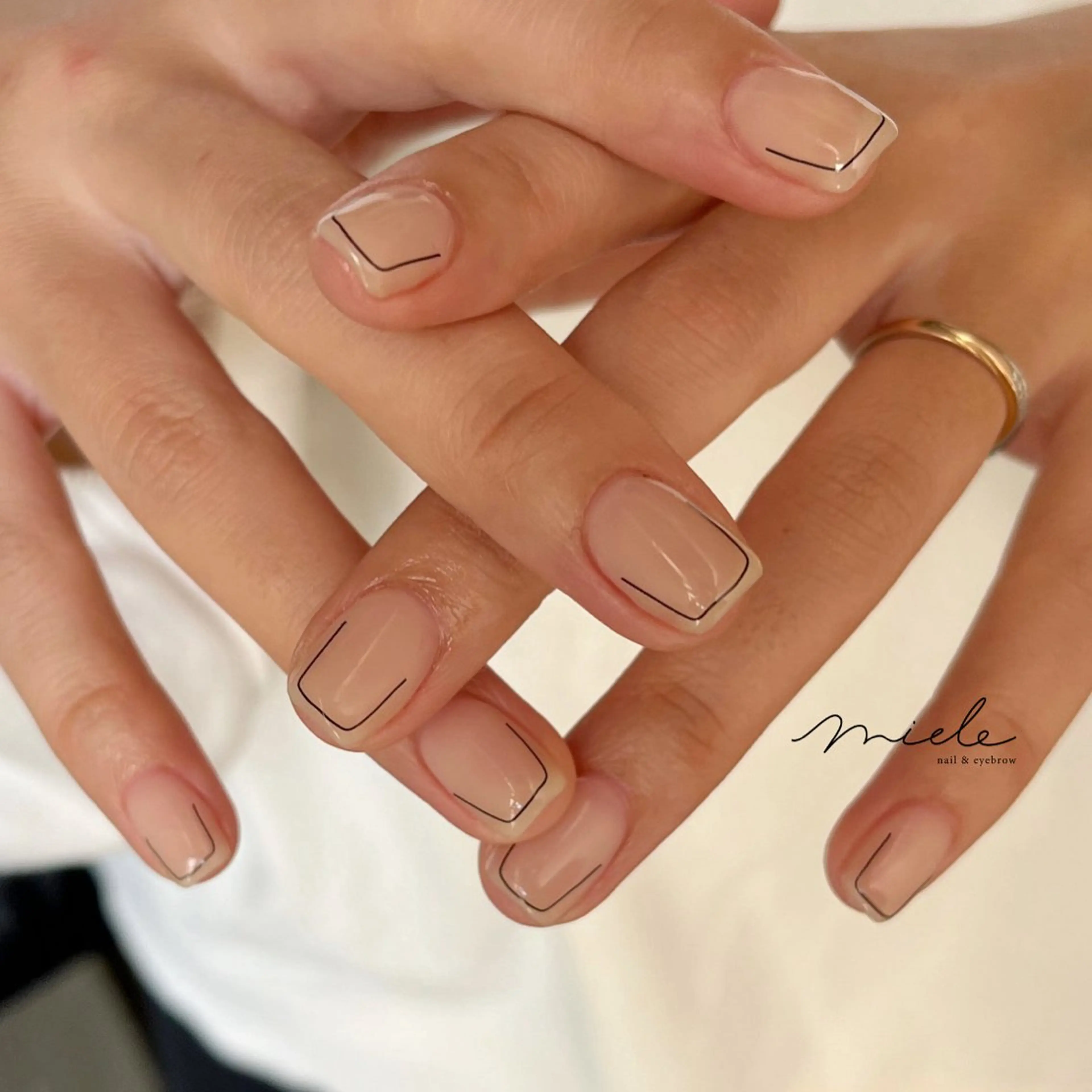 ネイル ハンドネイル miele【ミエレ】 シンプル一癖のネイルデザイン