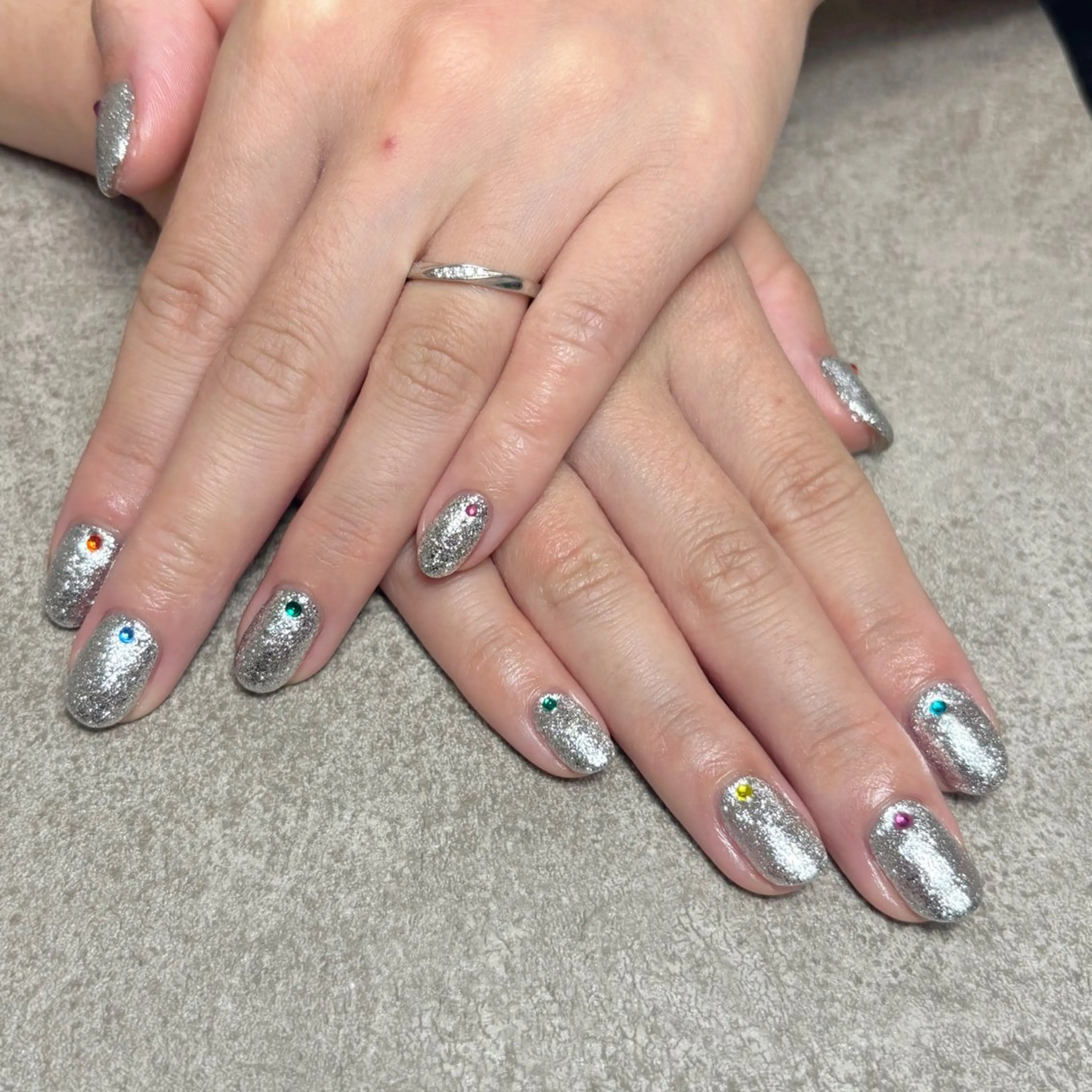 ネイル ハンドネイル nailroom DIASOMNIAのネイルデザイン