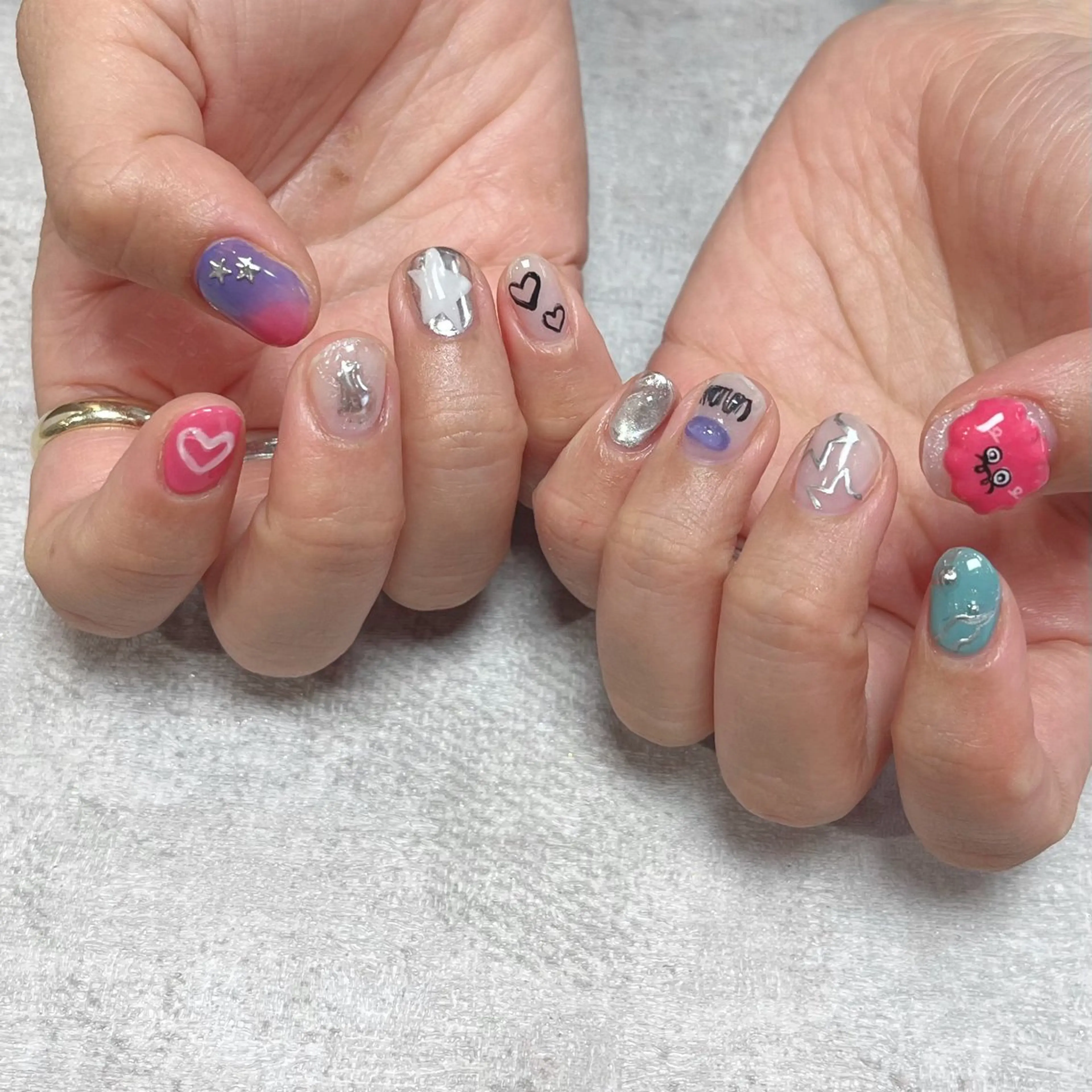 ネイル 米倉 五織のネイルデザイン