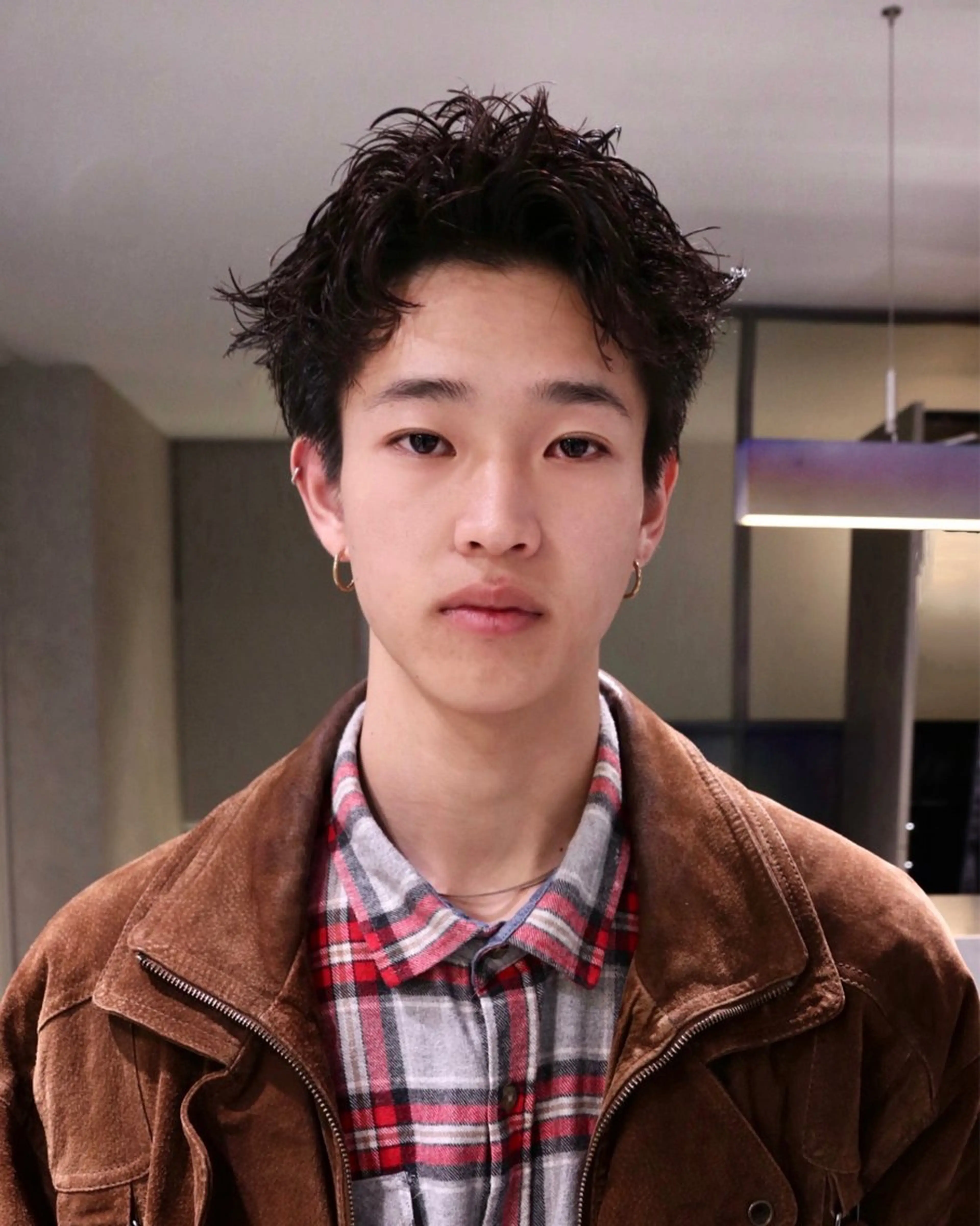 パーマ メンズ メンズパーマ スパイキーショート カット パーマ Qin shaire salon 原宿verno店所属・【センターパート】 ETO／江藤翼の眉毛・アイブロウイメージ