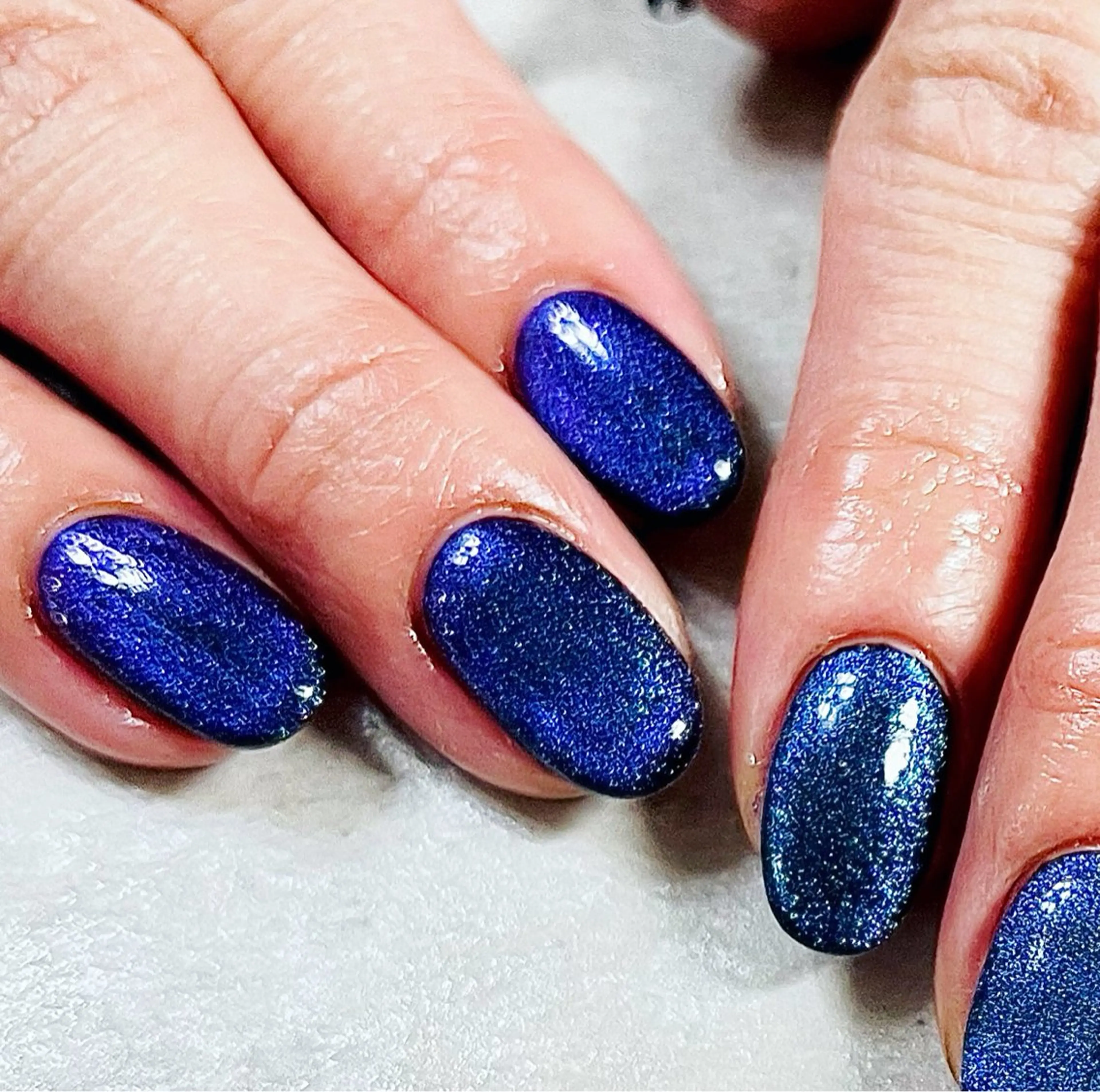 ネイル キラキラネイル マグネットネイル マグネットワンカラー ワンカラーネイル nailsalonMIR所属・ネイルサロン ミールのネイルデザイン