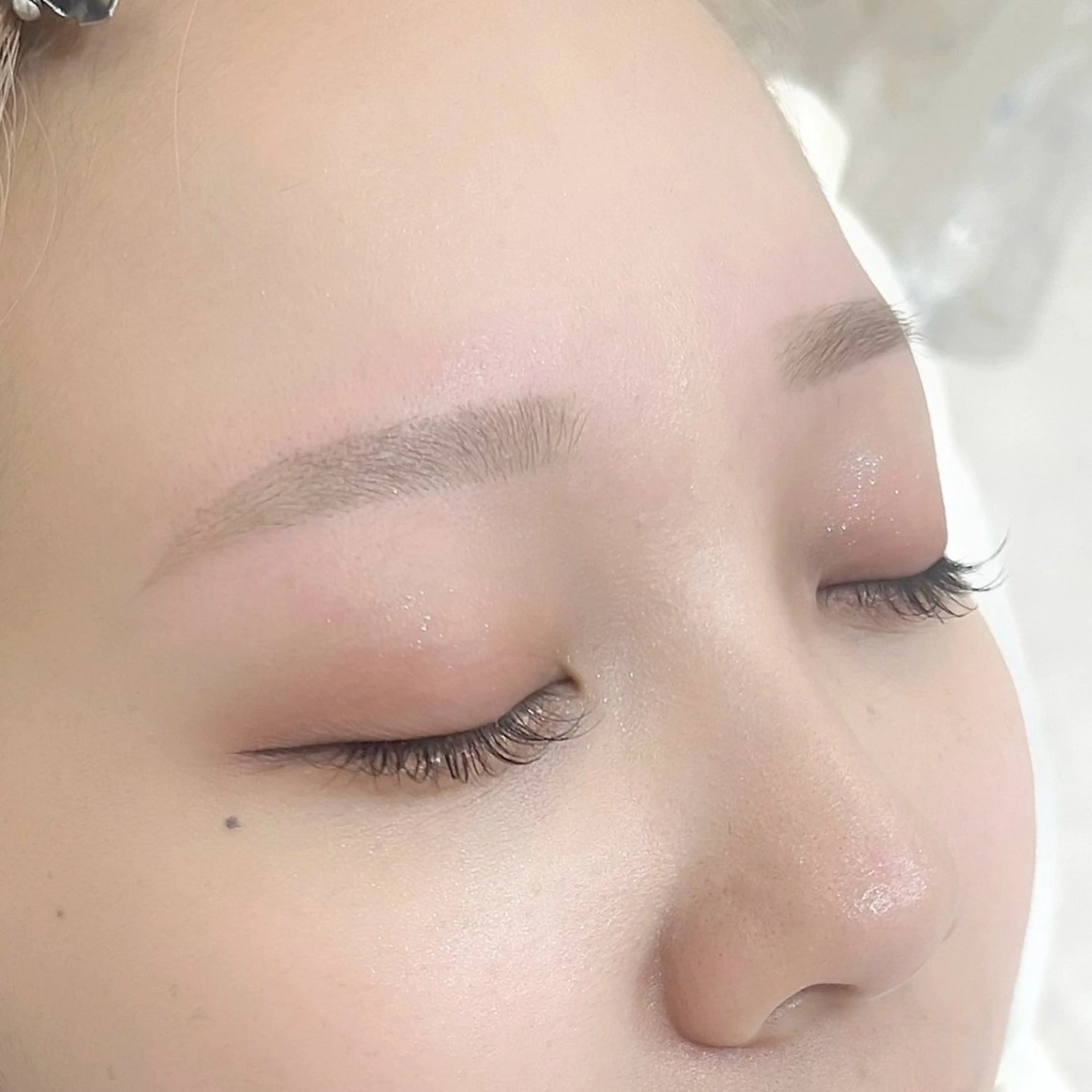 アイブロウ Hitomi/ 練習モデル募集中のヘアスタイル