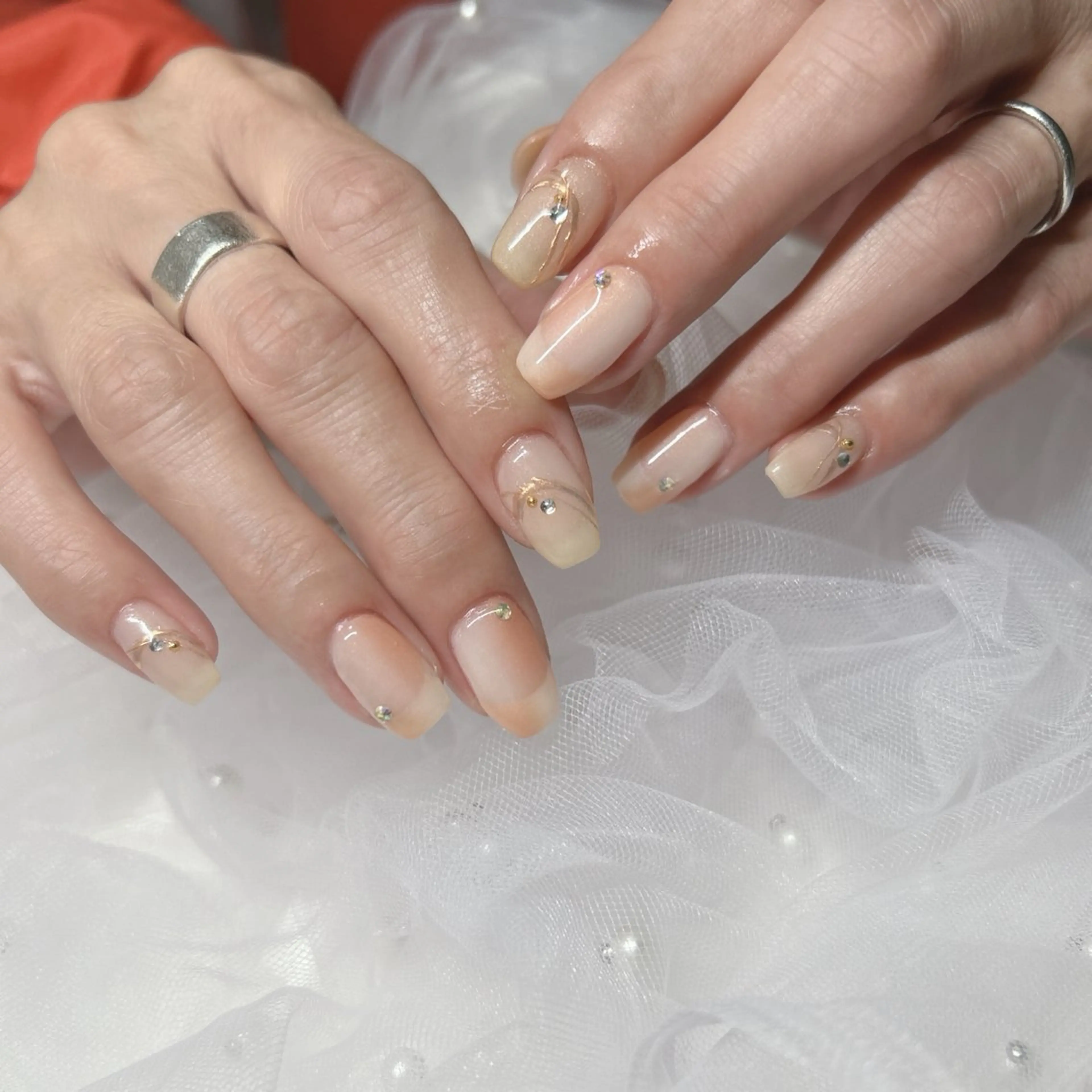 ネイル ニュアンスネイル ハンドネイル n.bebe nail所属・N. bebeのネイルデザイン