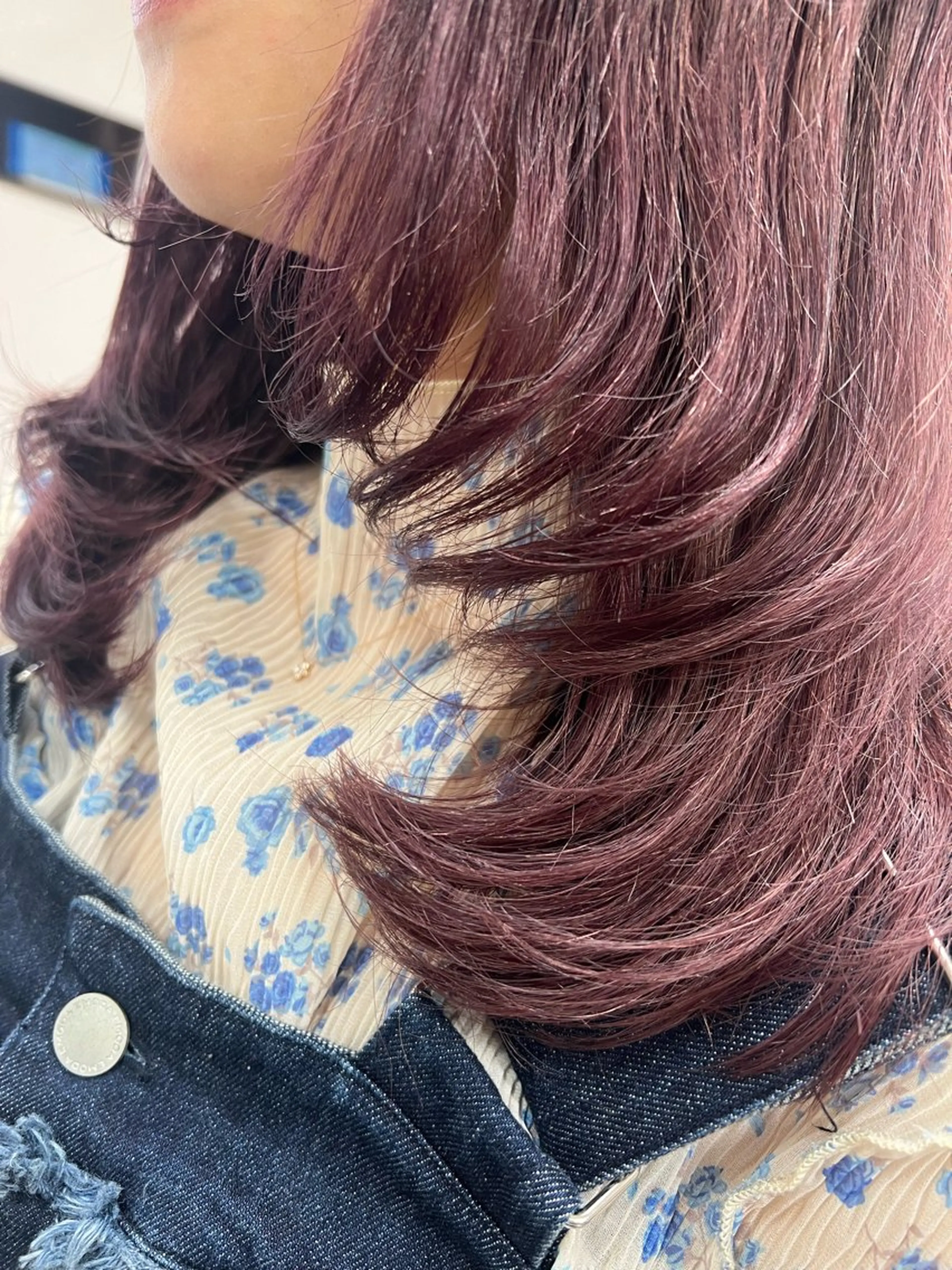 セミロング カラー ラベンダーカラー ピンクカラー ピンクラベンダー ヘアカラー トリートメント 【暖色カラー特化】 中山由梨のヘアスタイル