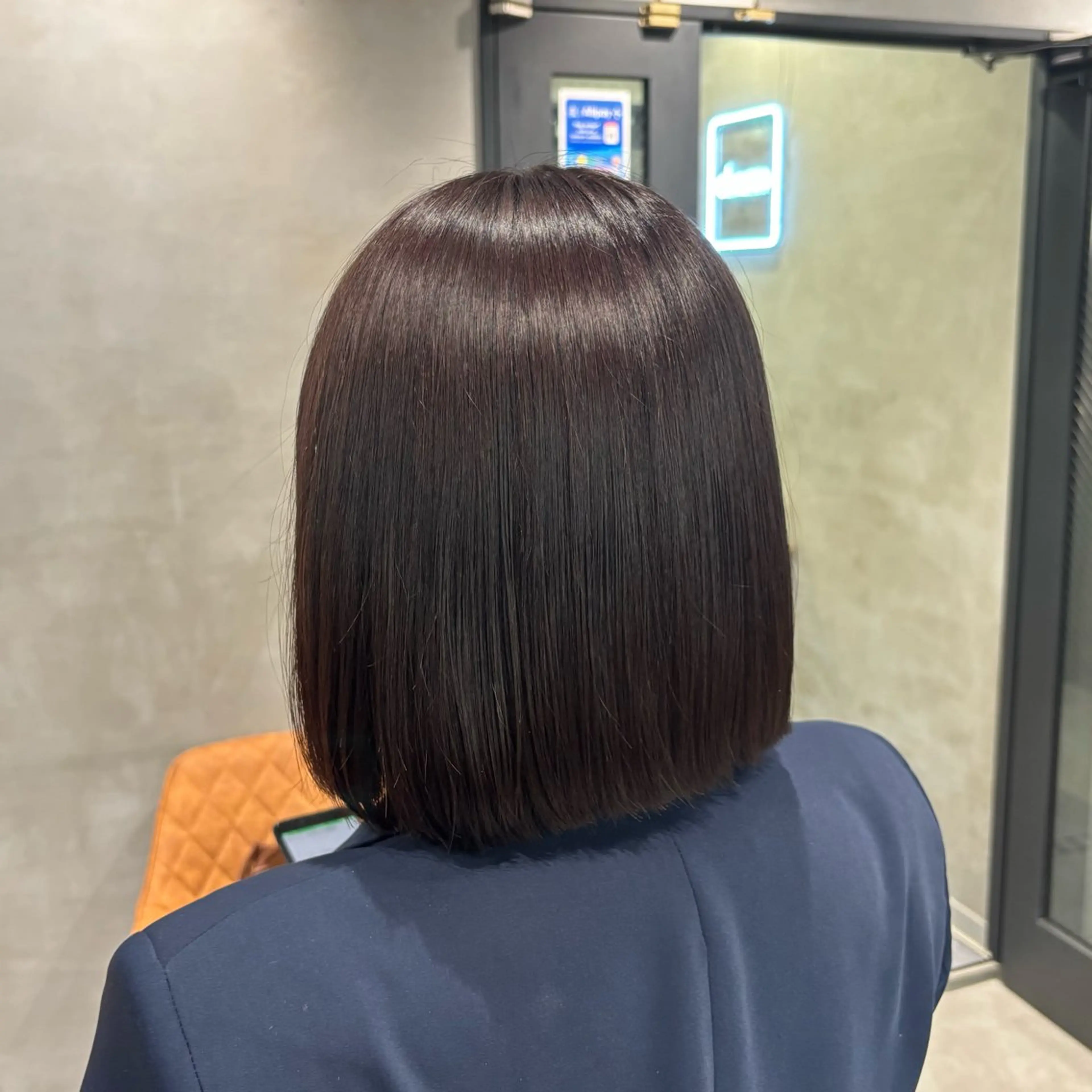 ショート カラー ブルーカラー 透明感カラー グレージュ オリーブグレージュ オリーブグレー ヘアカラー トリートメント うる艶カラー✨️ 耳ツボ💠mamiのヘアスタイル