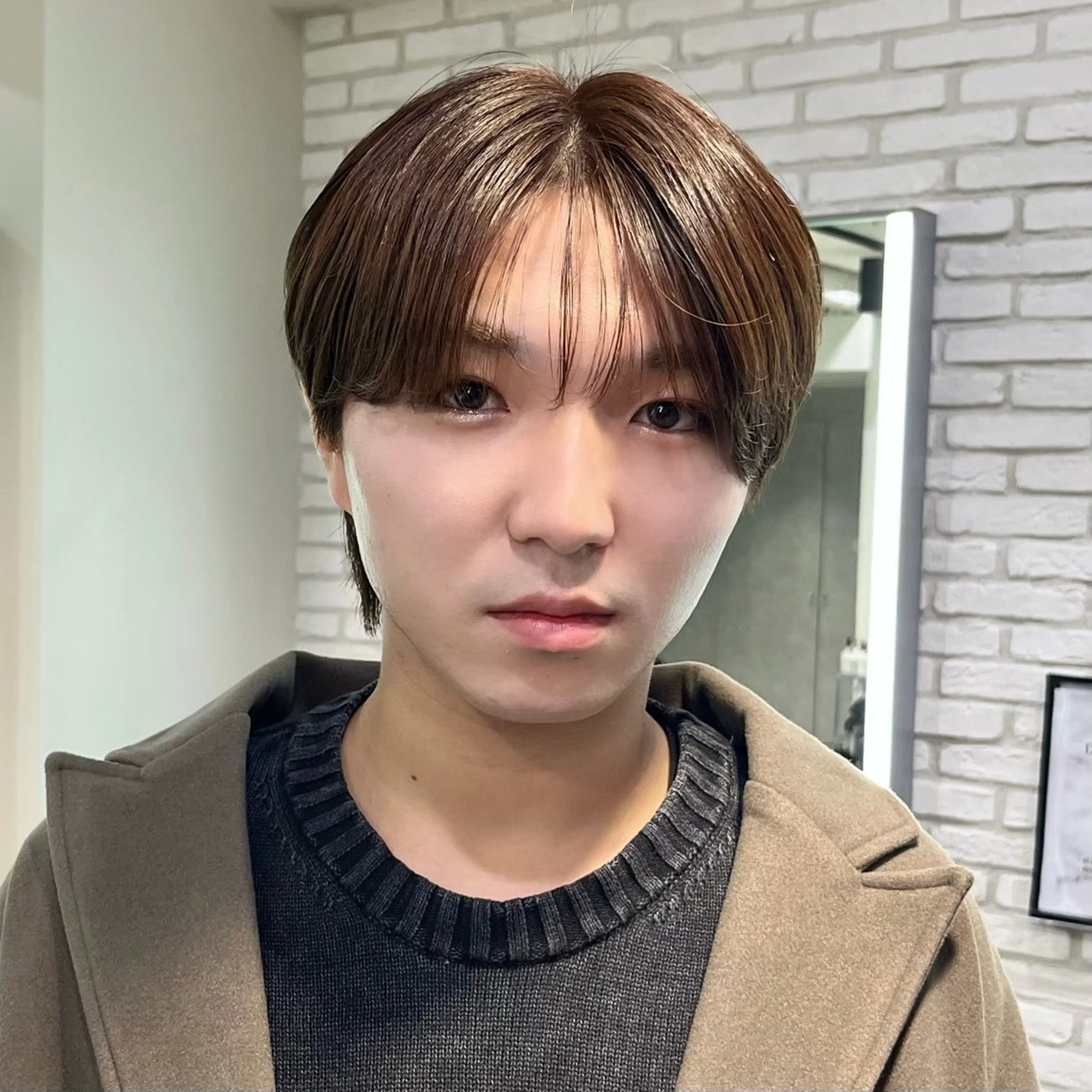 カラー メンズ メンズ韓国風 マッシュ シースルーマッシュ カット ヘアカラー 韓国メンズヘア☆ 韓国ボブYUTOのヘアスタイル