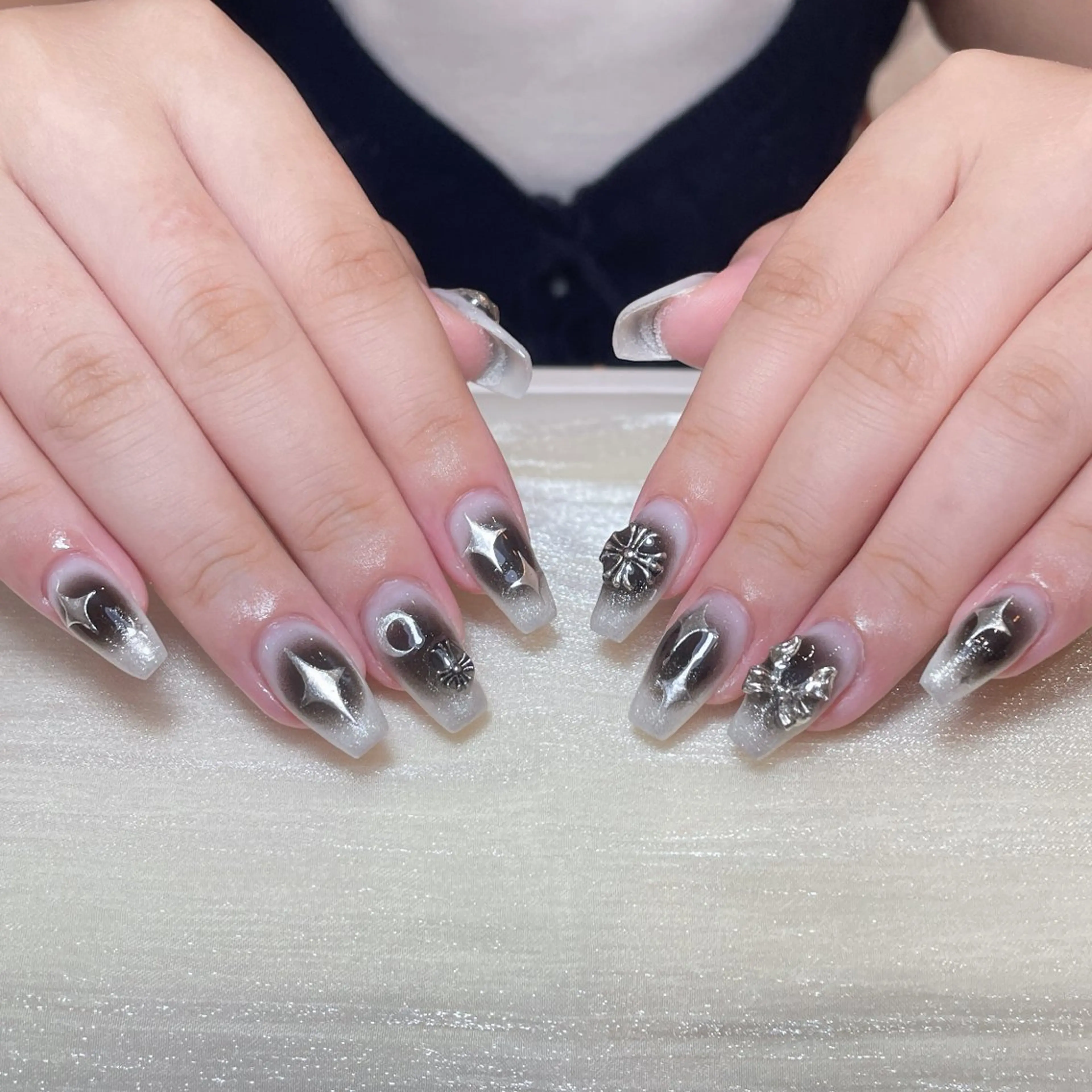 ネイル ハンドネイル ハンドケア Lumina _ Harukaのネイルデザイン