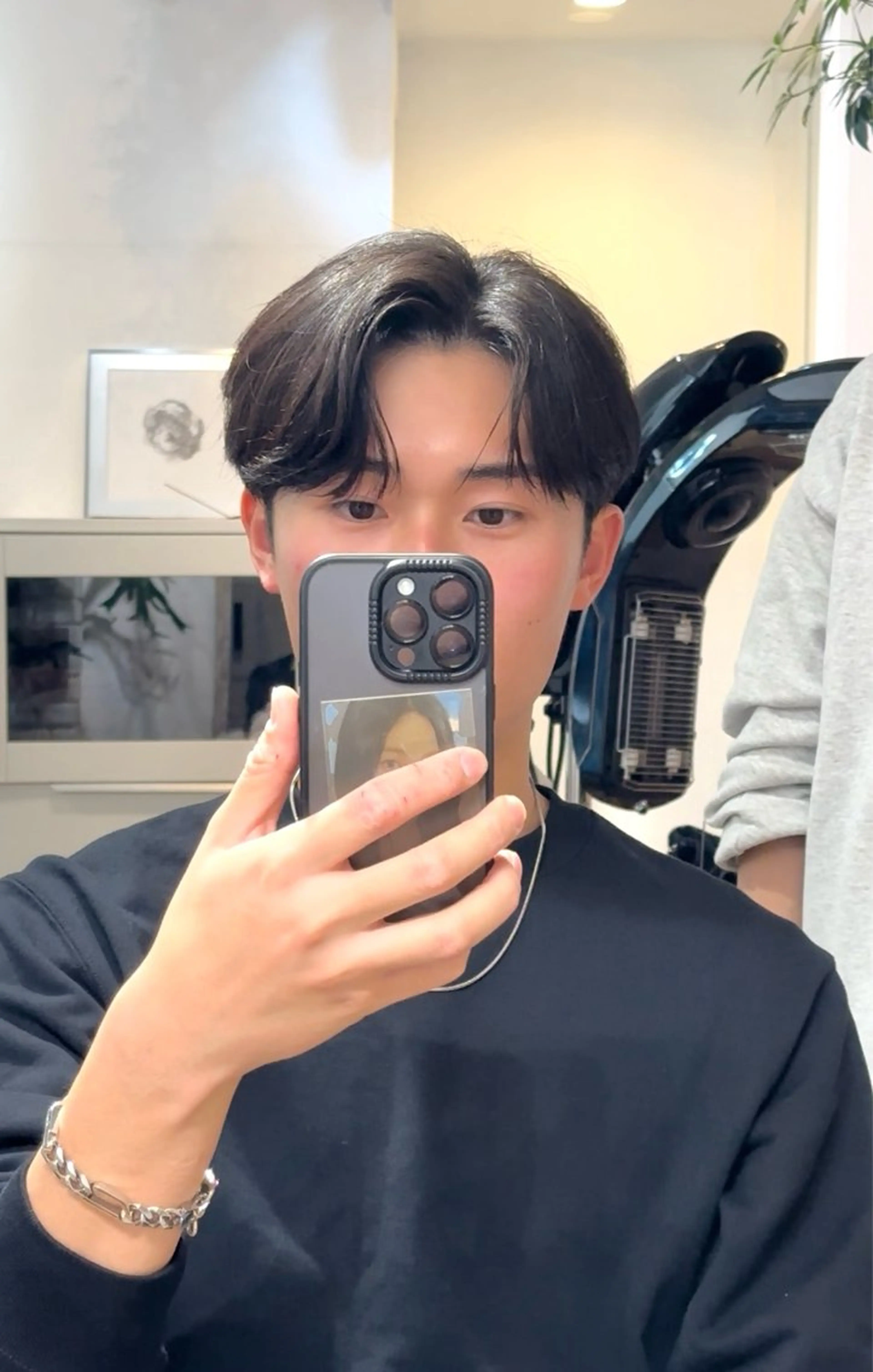 メンズ センターパート カット 縮毛矯正 渋谷 メンズヘア⭐️ タニグチヨシユキのヘアスタイル