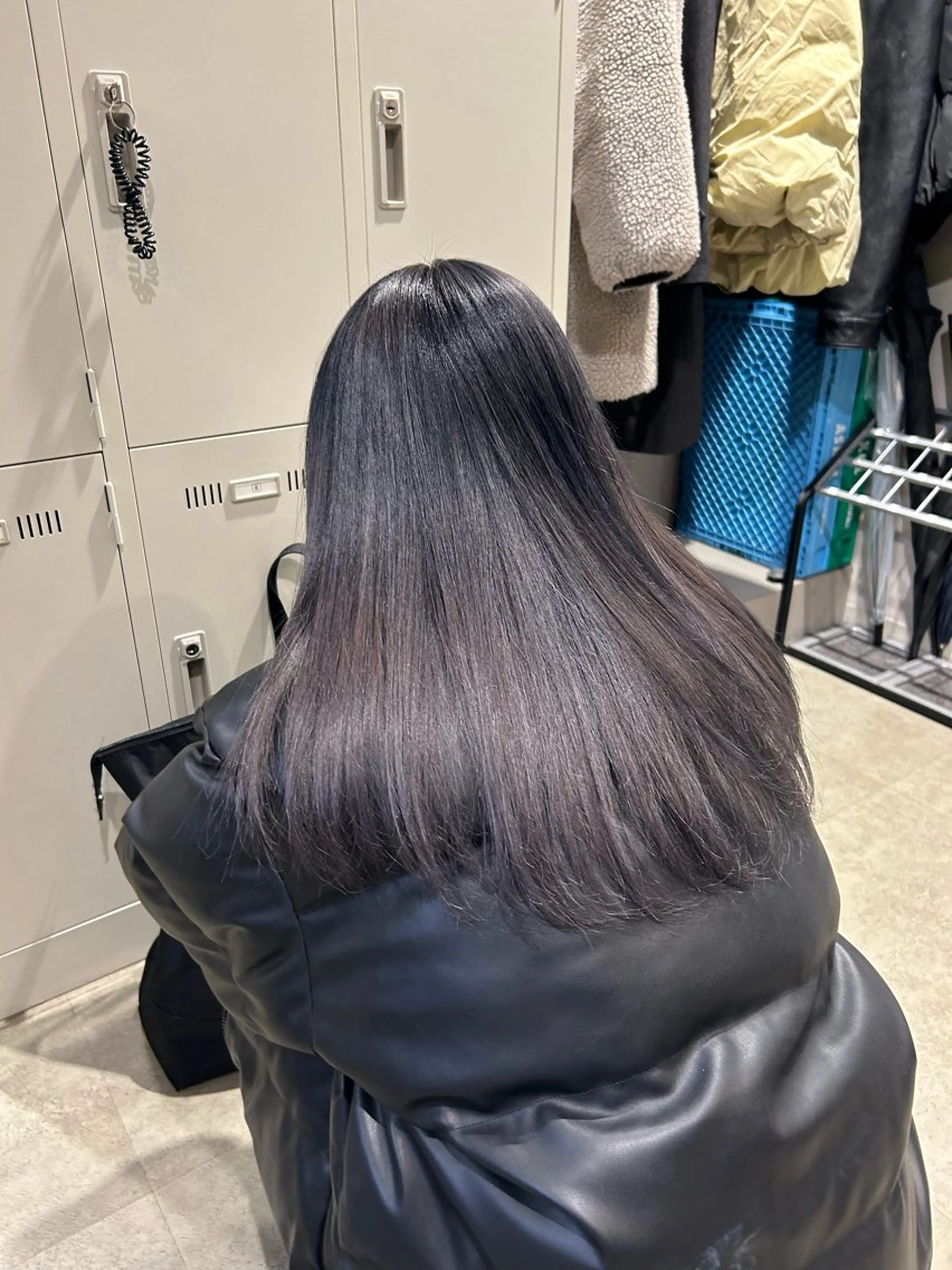 セミロング カラー ヘアカラー トリートメント ヘアセット 韓国/トレンド レイヤー【101】のヘアスタイル