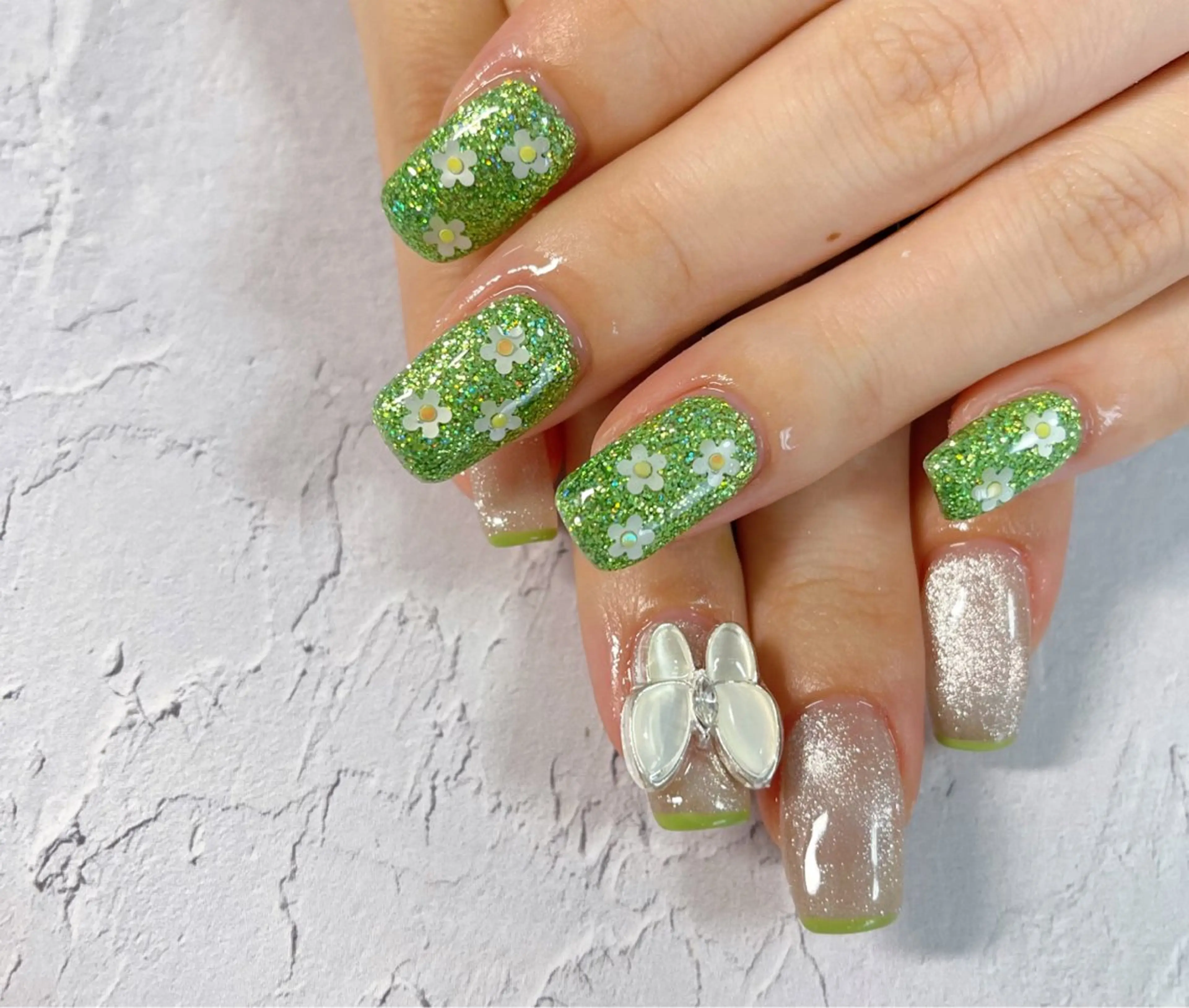 ネイル ハンドネイル celica所属・松田 由真のネイルデザイン