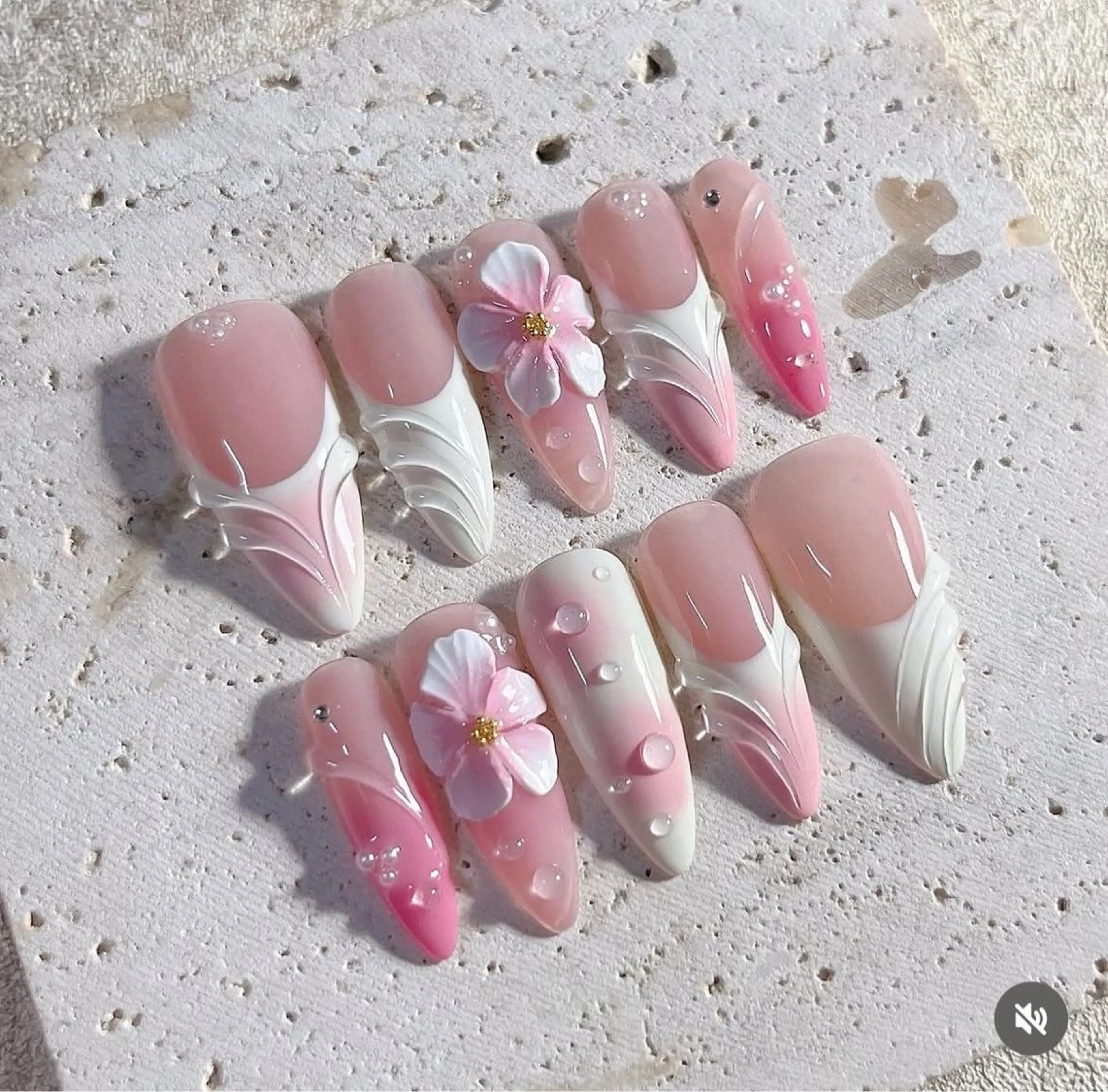 ネイル Nova Nail Nambaのネイルデザイン