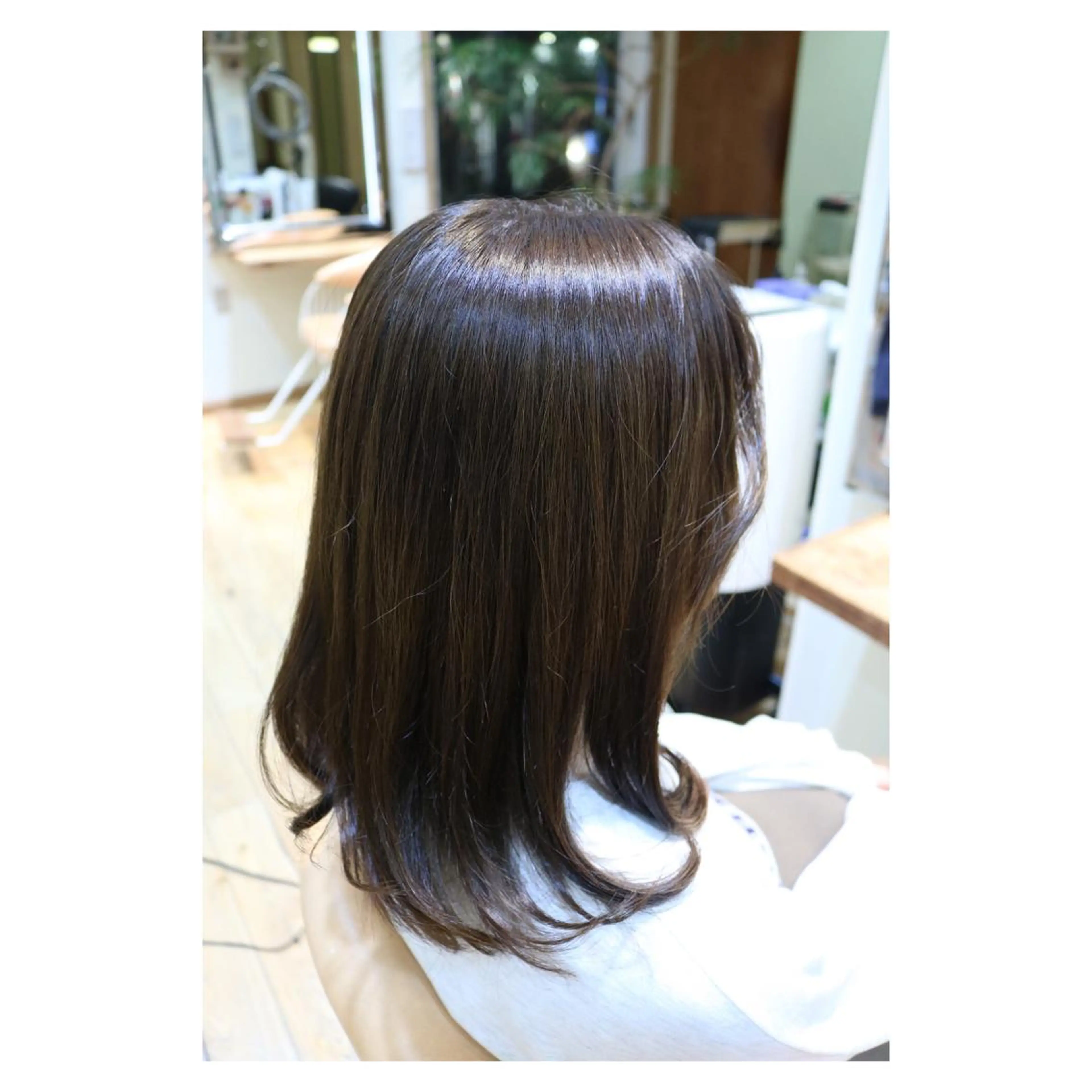 セミロング カラー ショートカット／ 明千のヘアスタイル