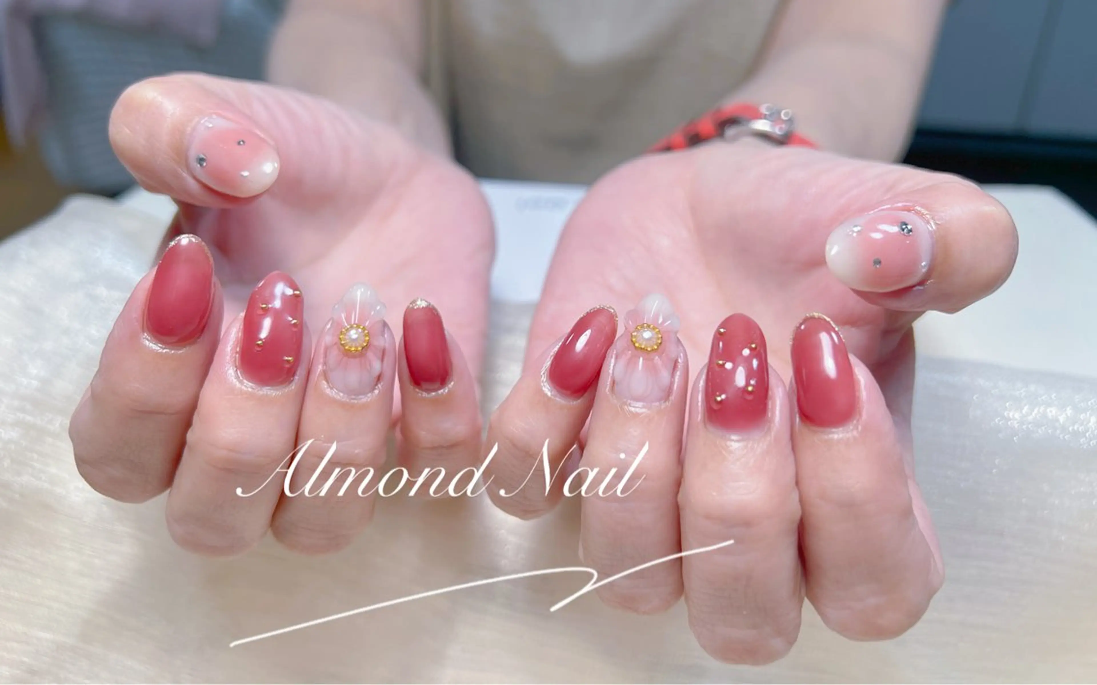 ネイル ハンドネイル Almond Nail 亀戸のネイルデザイン