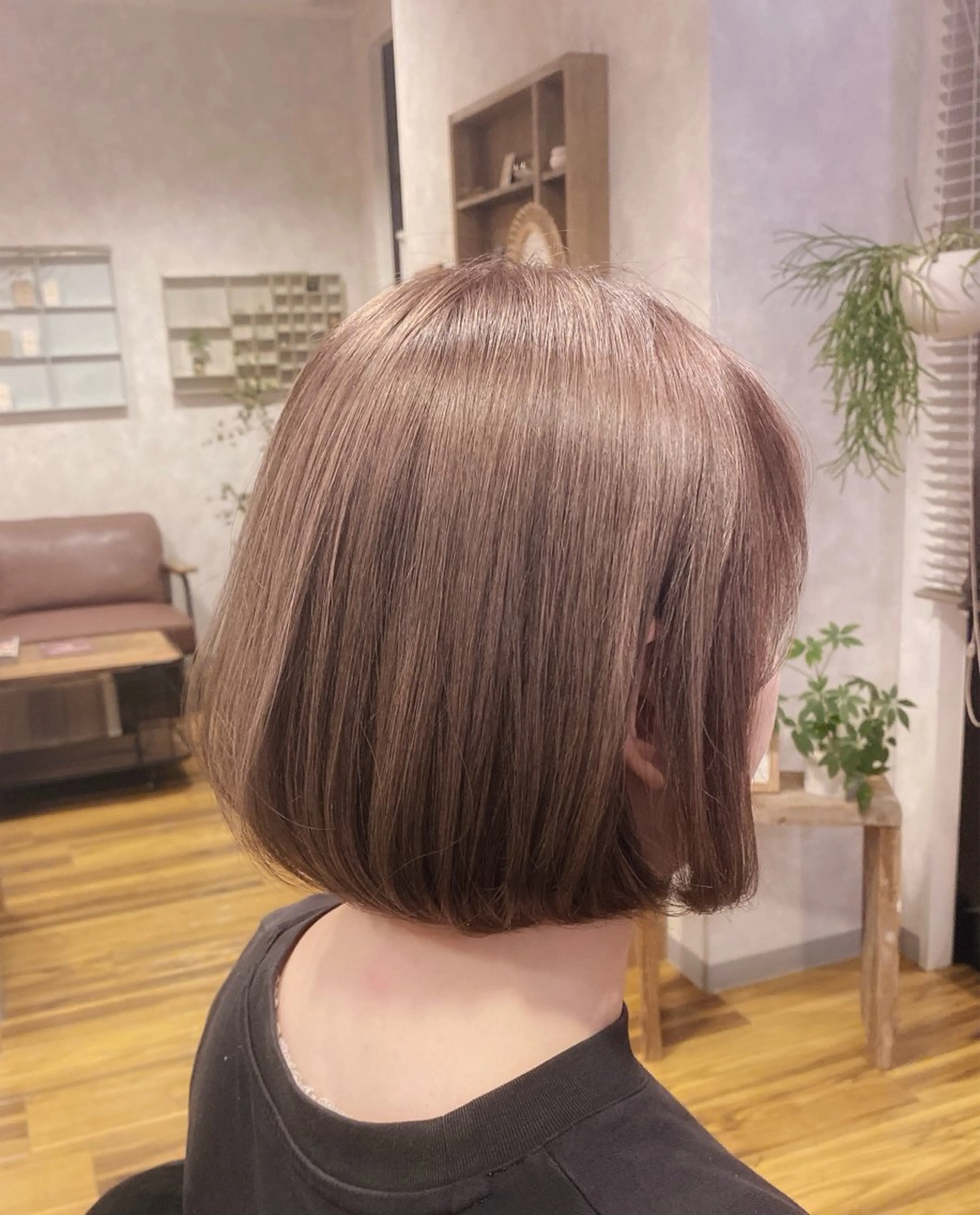 ショート カラー CROCHE クロッシュのヘアスタイル