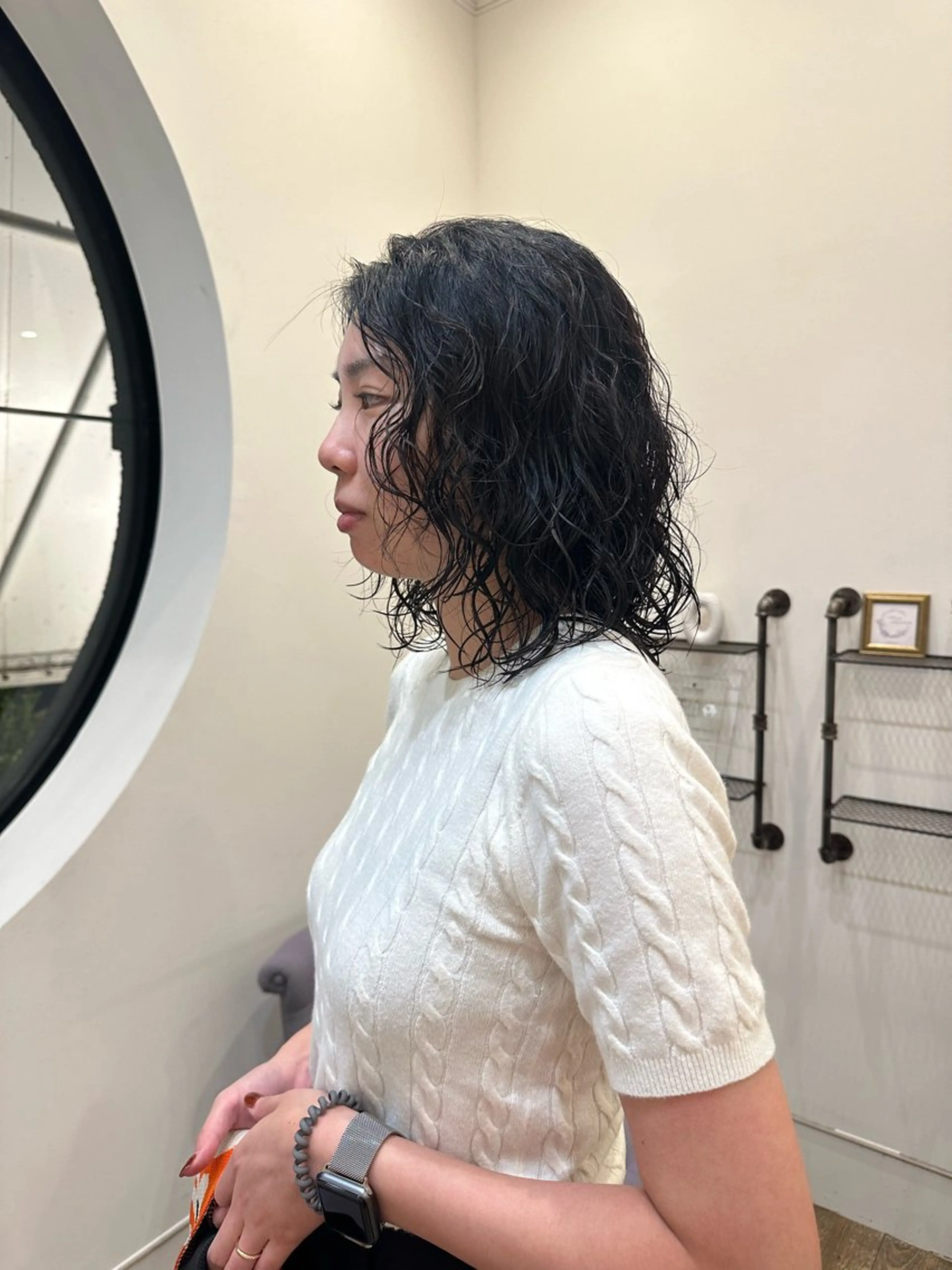 ミディアム ロジェブルー 川合【和泉中央】のヘアスタイル