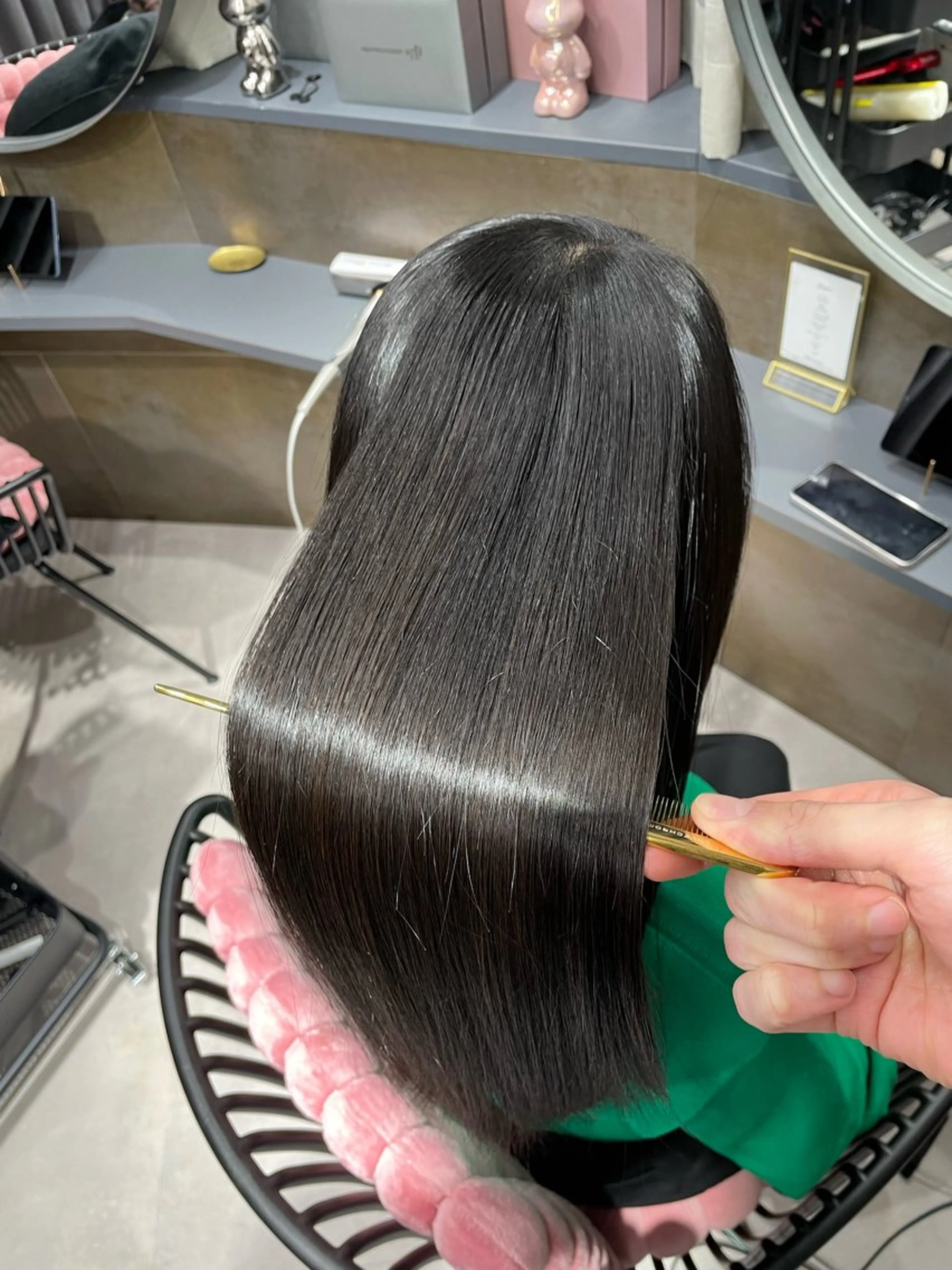 ロング 半個室サロンyoures hair 髪質改善トリートメント東新宿店所属・榊原竜弥 髪質改善/美髪作りのヘアスタイル