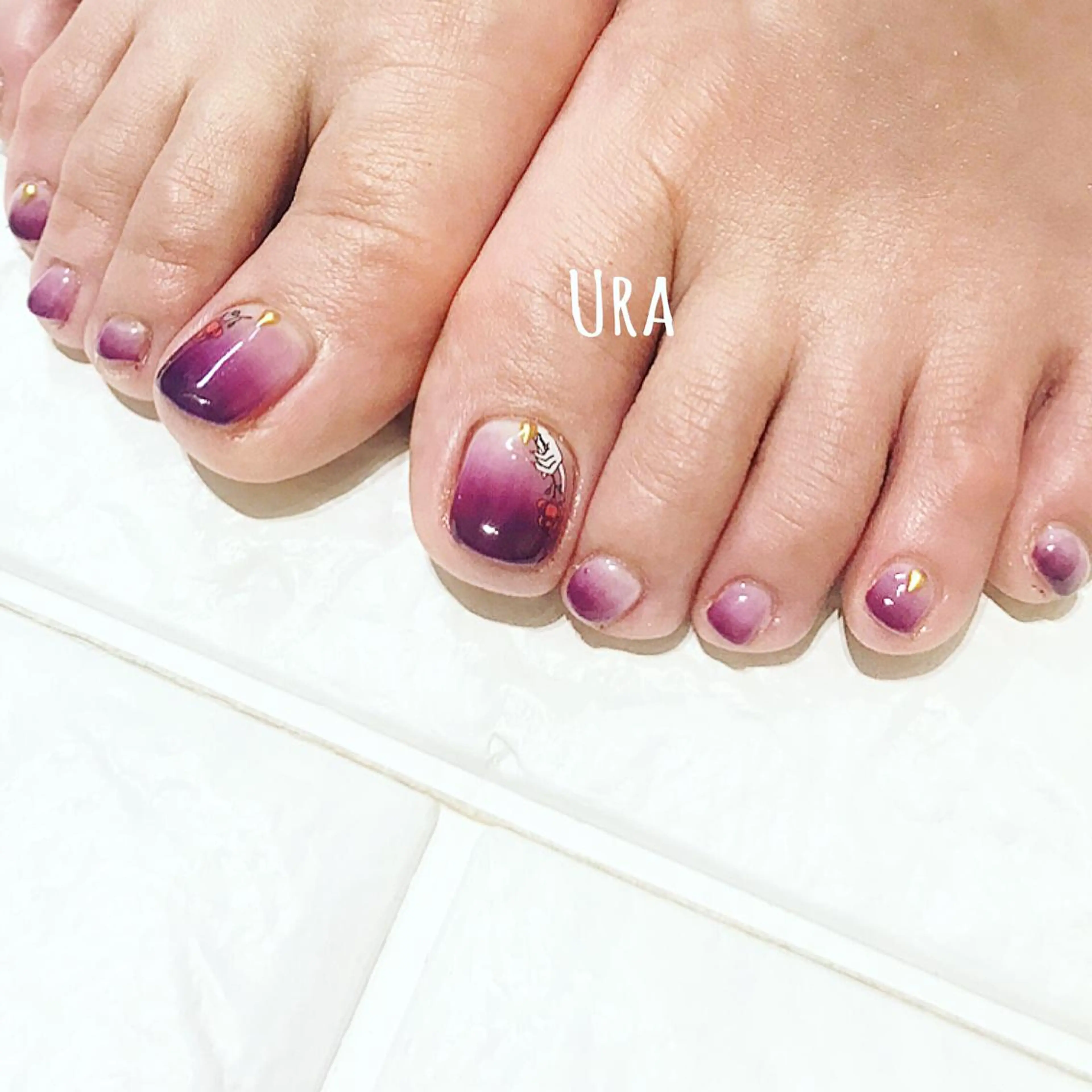 ネイル UrakoNail 《nail》のネイルデザイン