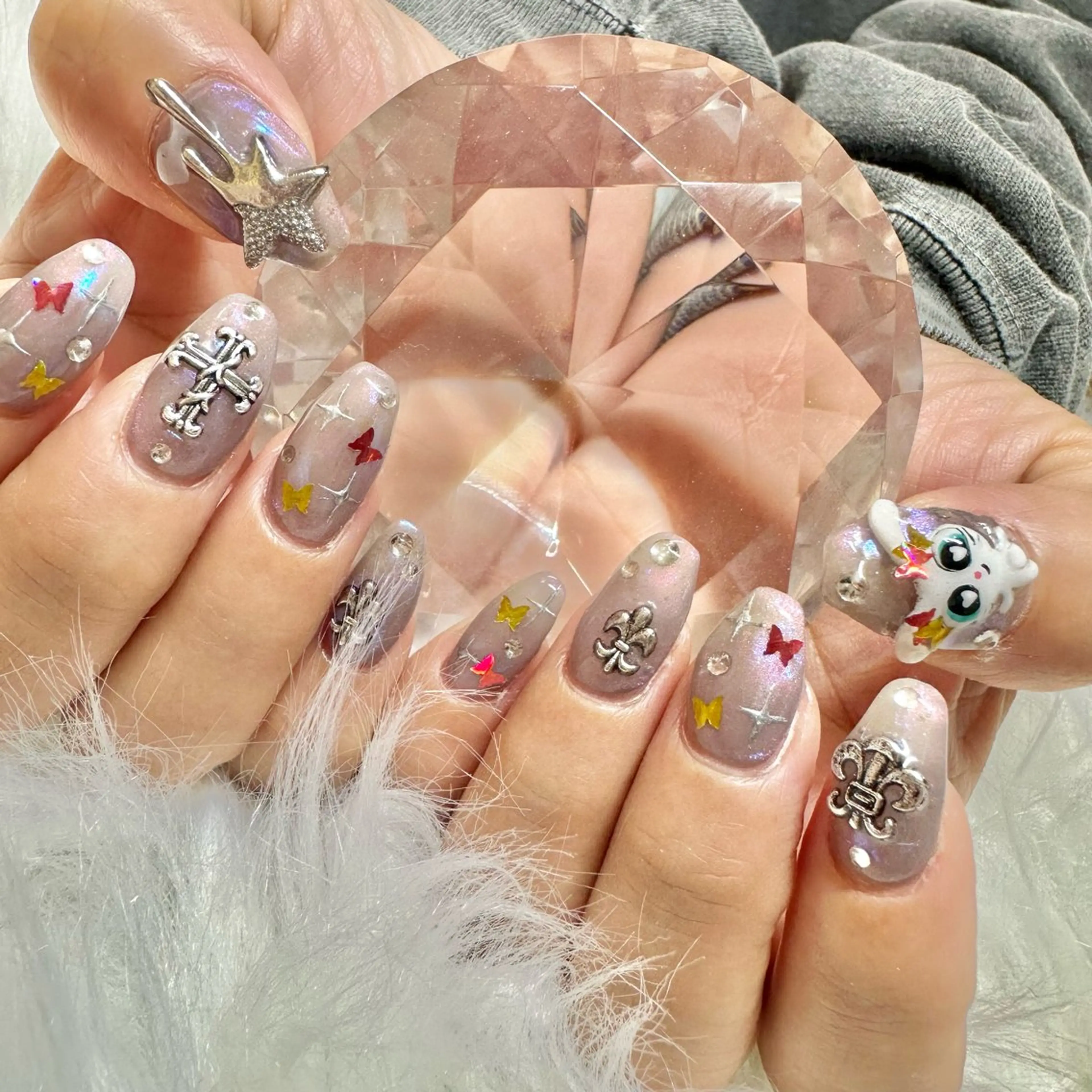 ネイル キラキラネイル 韓国ネイル ハンドネイル フットネイル 🤎CHARME NAIL🤎のネイルデザイン