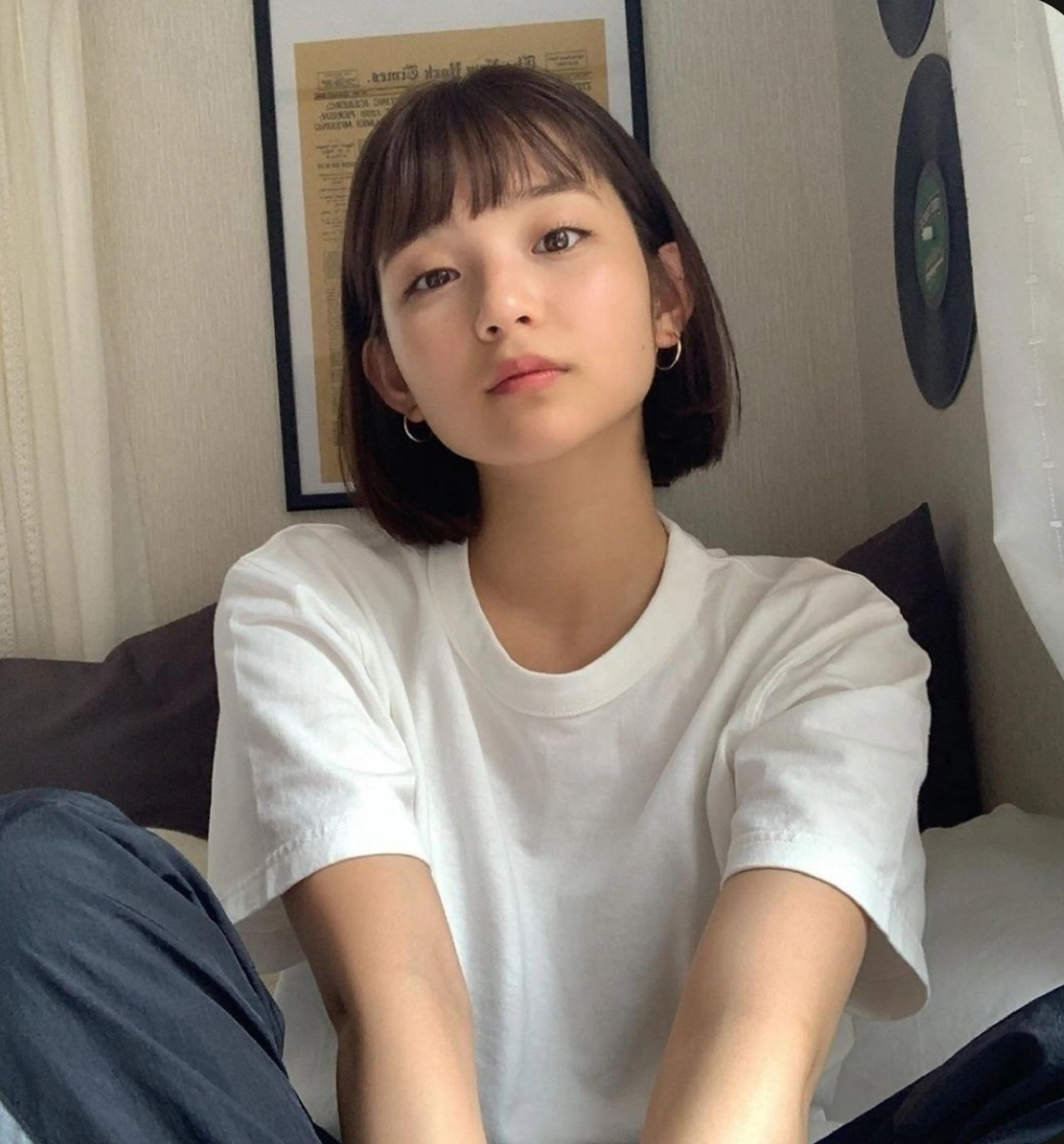 ミディアム カラー ボブ 韓国風ヘア MIU/ルーツカラー 顔まわりレイヤーのヘアスタイル