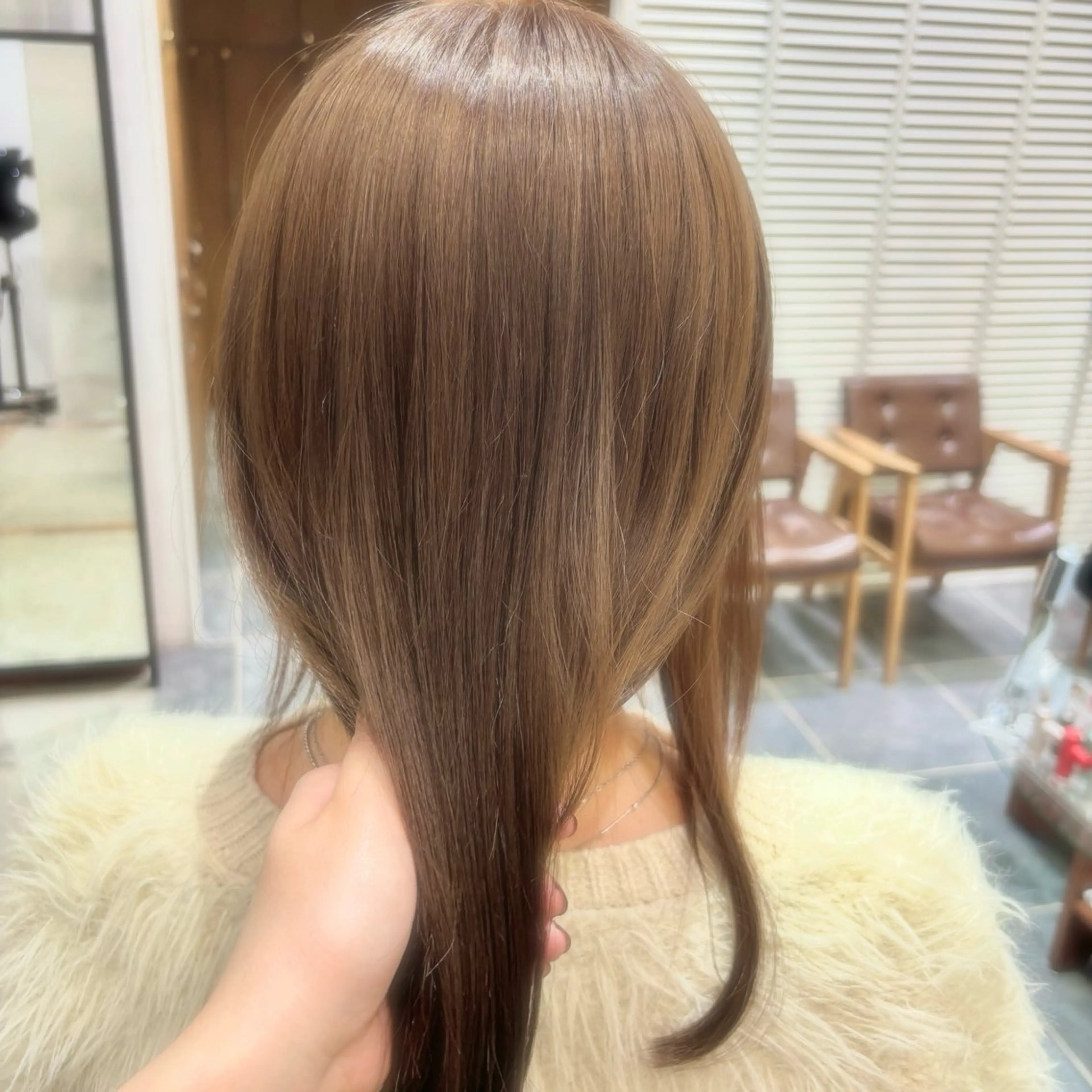 ロング カラー ベージュカラー ブリーチ ヘアカラー トリートメント 透明感/ベージュ/ 顔周り/yuna.のヘアスタイル