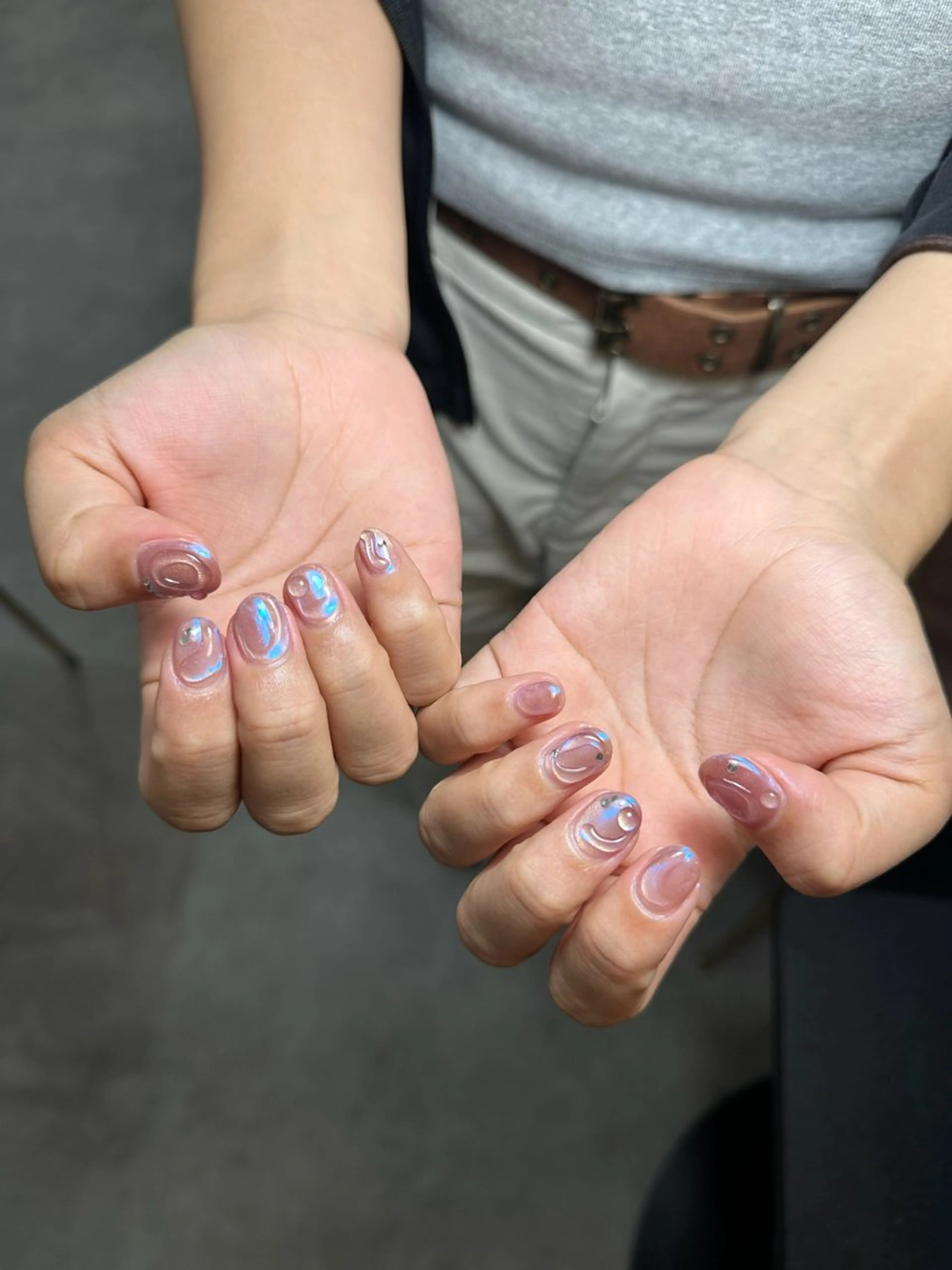 ネイル ATELIERHARLOW所属・nailist MOEのネイルデザイン