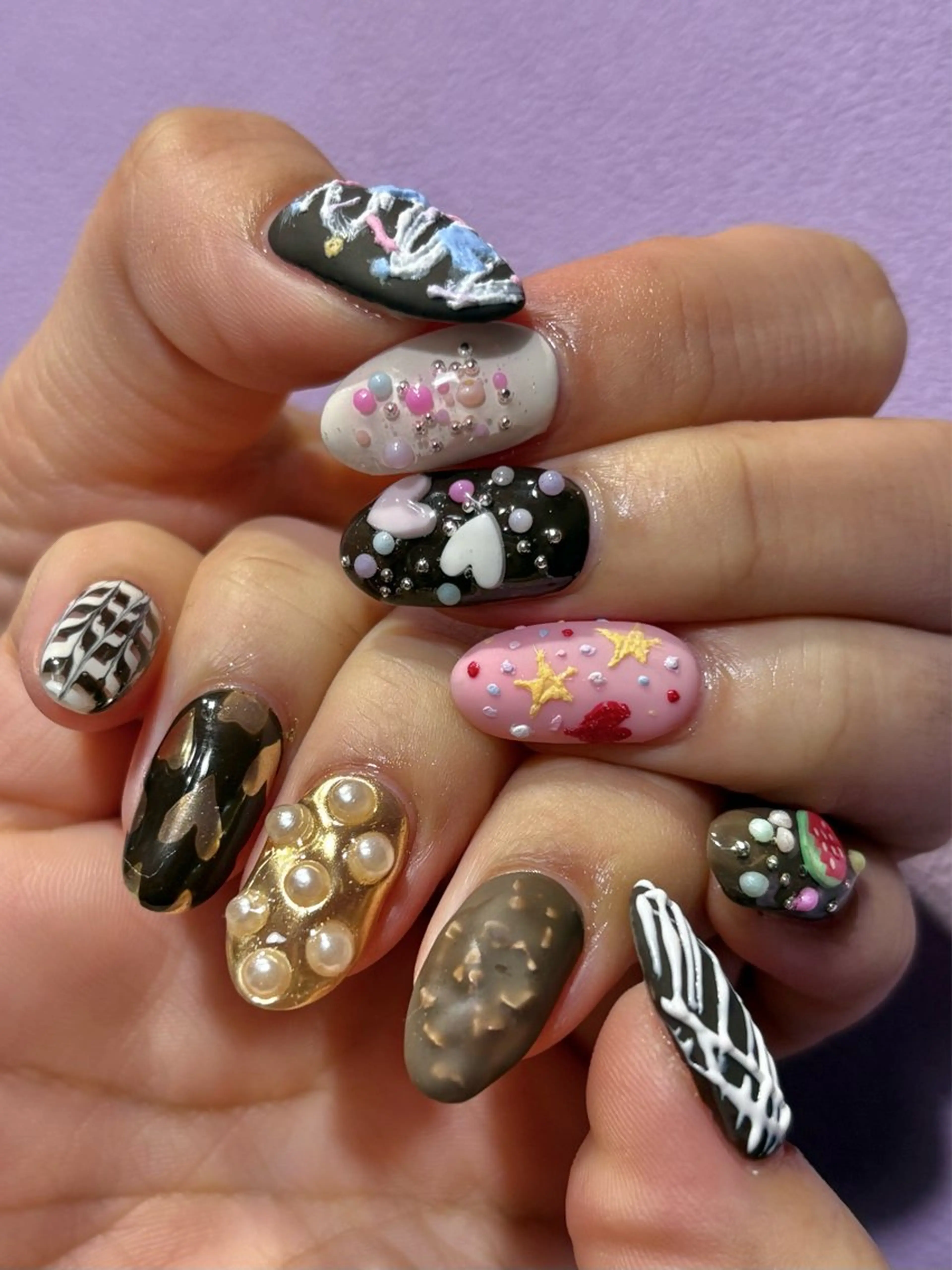 ネイル バレンタイン ハンドネイル NICOnail八王子店所属・NICOnail🦭 Mikuのネイルデザイン