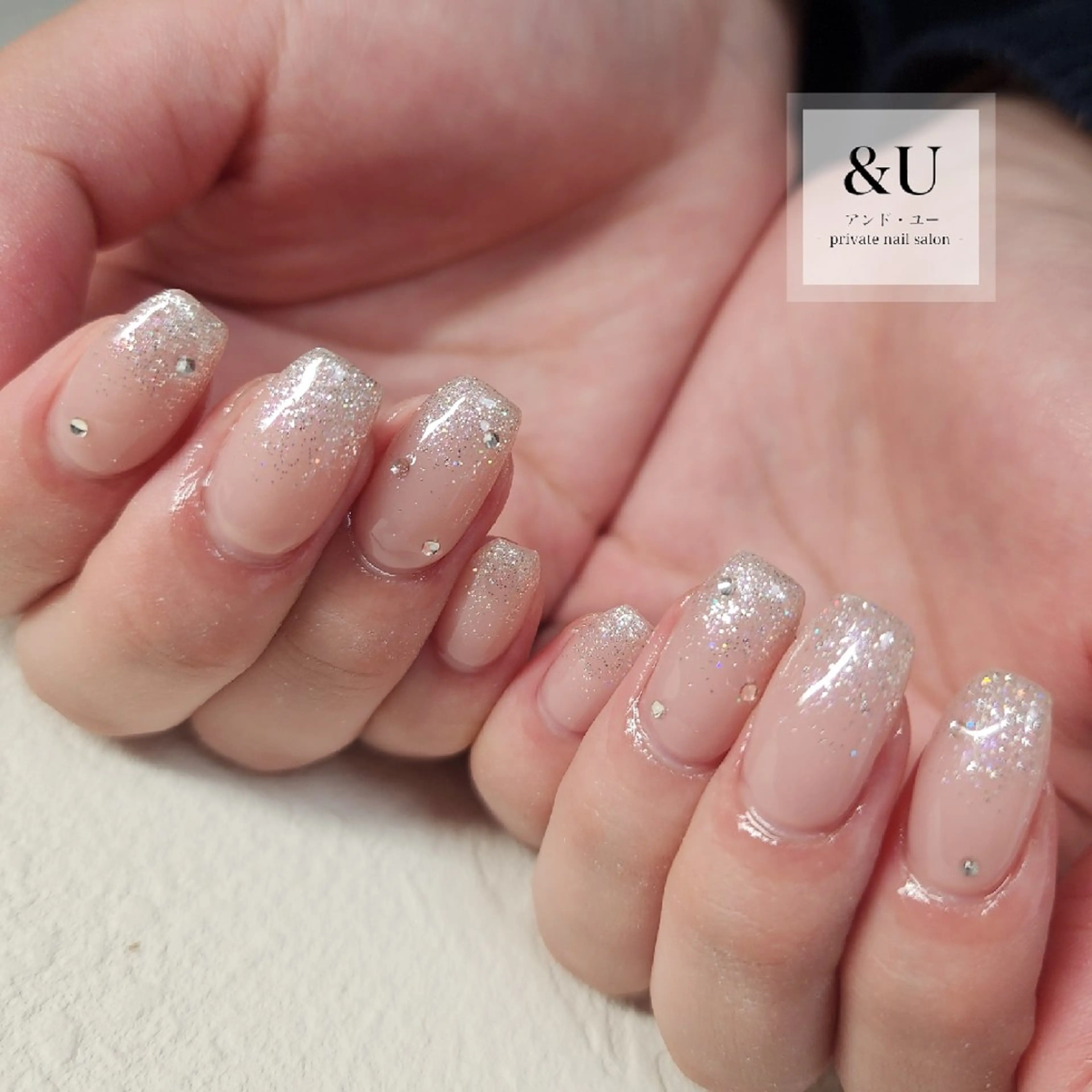ネイル グラデーション ラメ(グリッター) ラメグラデーション ロングネイル ワンカラーネイル &U (アンド・ユー)のネイルデザイン