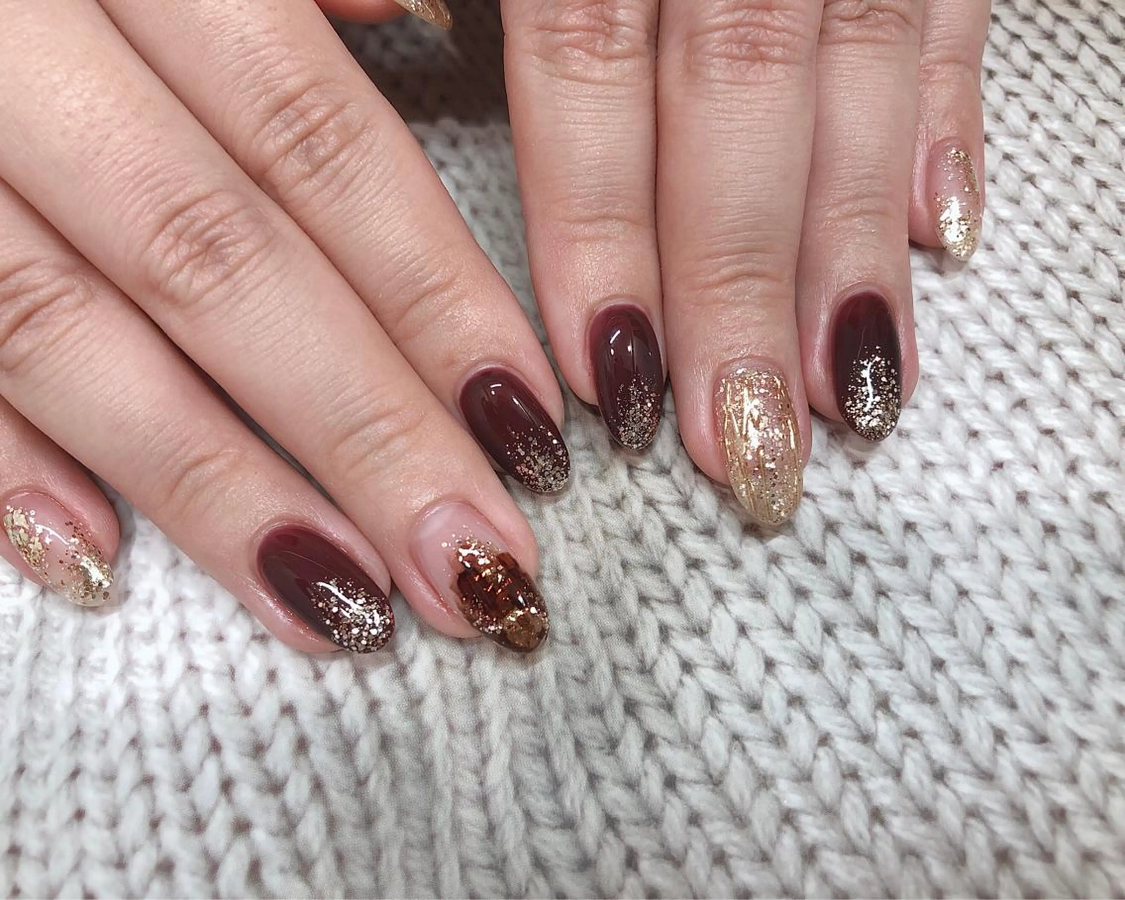 ネイル ゴールド ミラーネイル ハンドネイル nail heron所属・saki_ nail heronのネイルデザイン