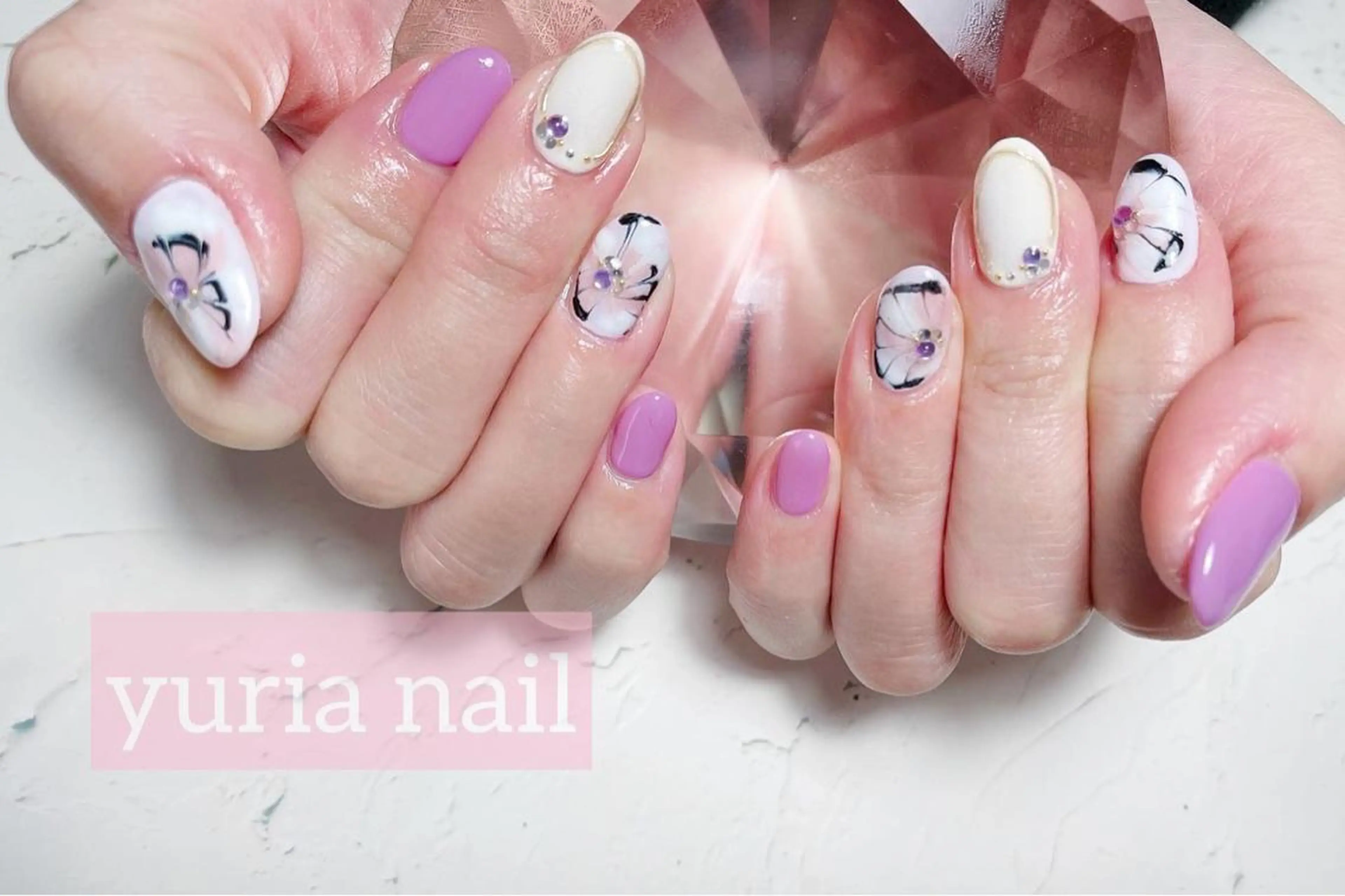 ネイル フラワーネイル ジェルネイル 大理石ネイル(マーブル) ミラーネイル ワンカラーネイル ハンドネイル 小林 ゆりあのネイルデザイン