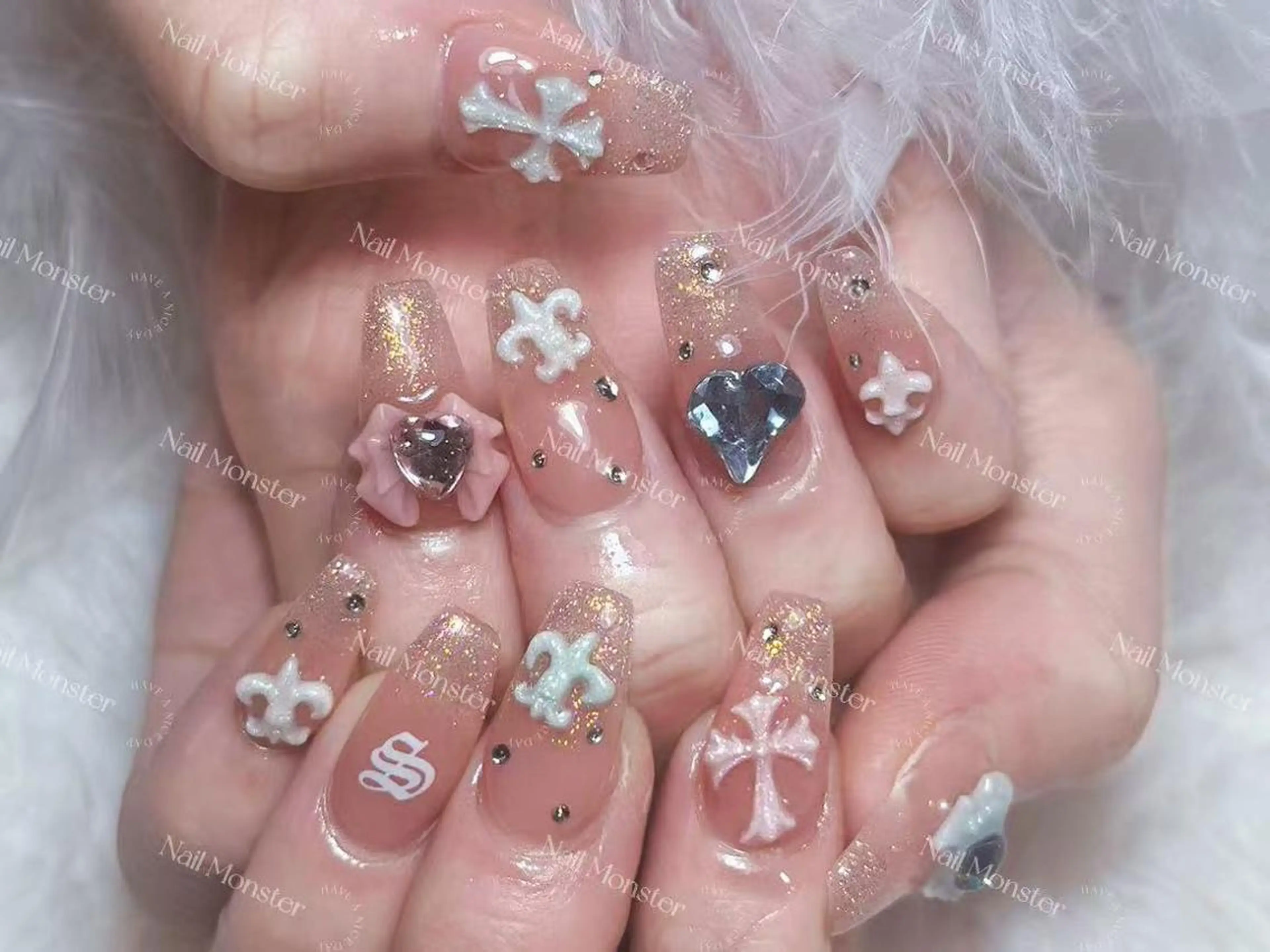 ネイル ハンドネイル DIAMOND Nail🥇のネイルデザイン