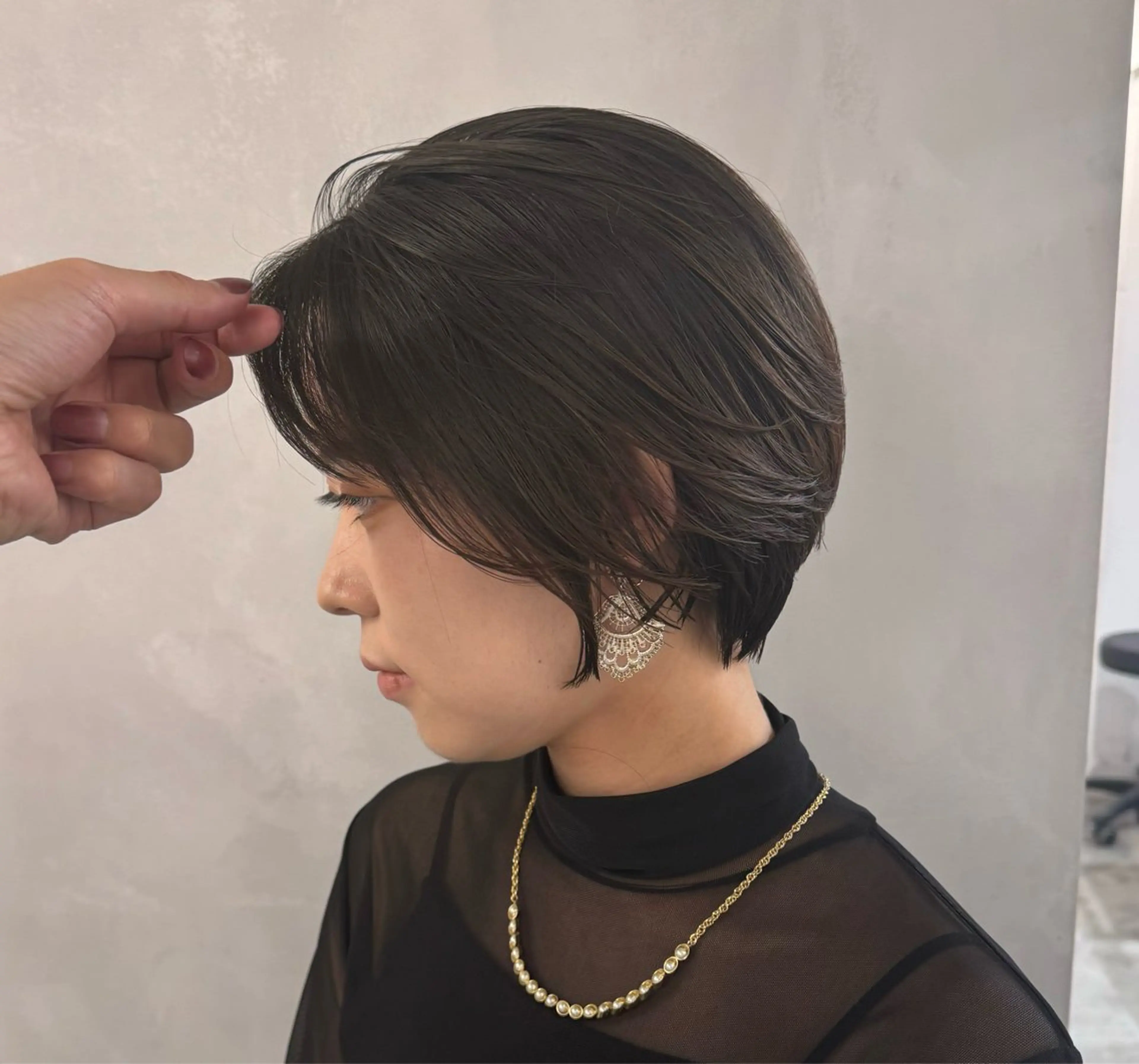 ショート foto所属・𝐁𝐋𝐔𝐄𝐓 /代表 / 荒井史行のヘアスタイル