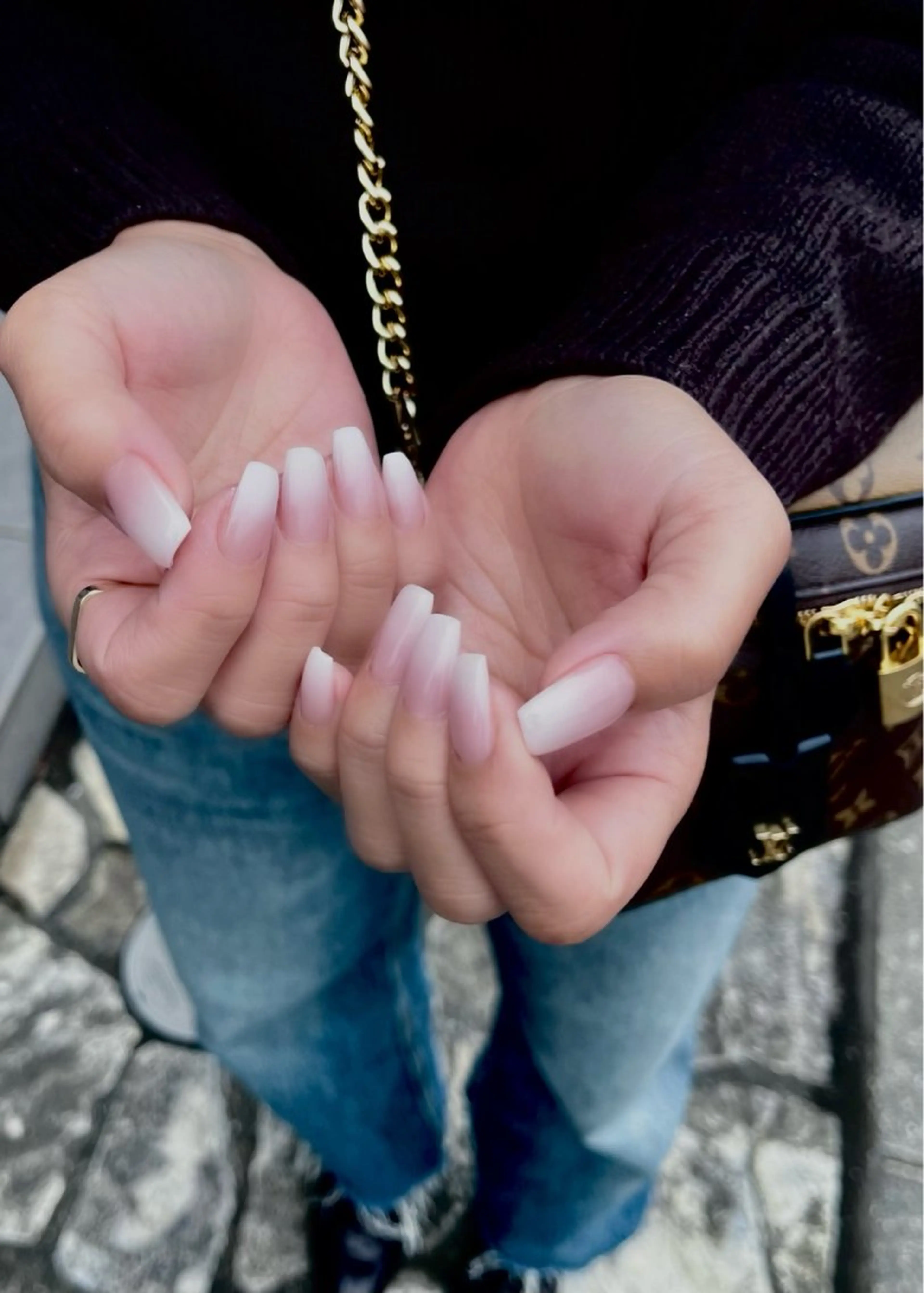 ネイル キラキラネイル マグネットネイル ワンカラーネイル スカルプネイル ワンホンネイル nine.🦋 YUKOのネイルデザイン