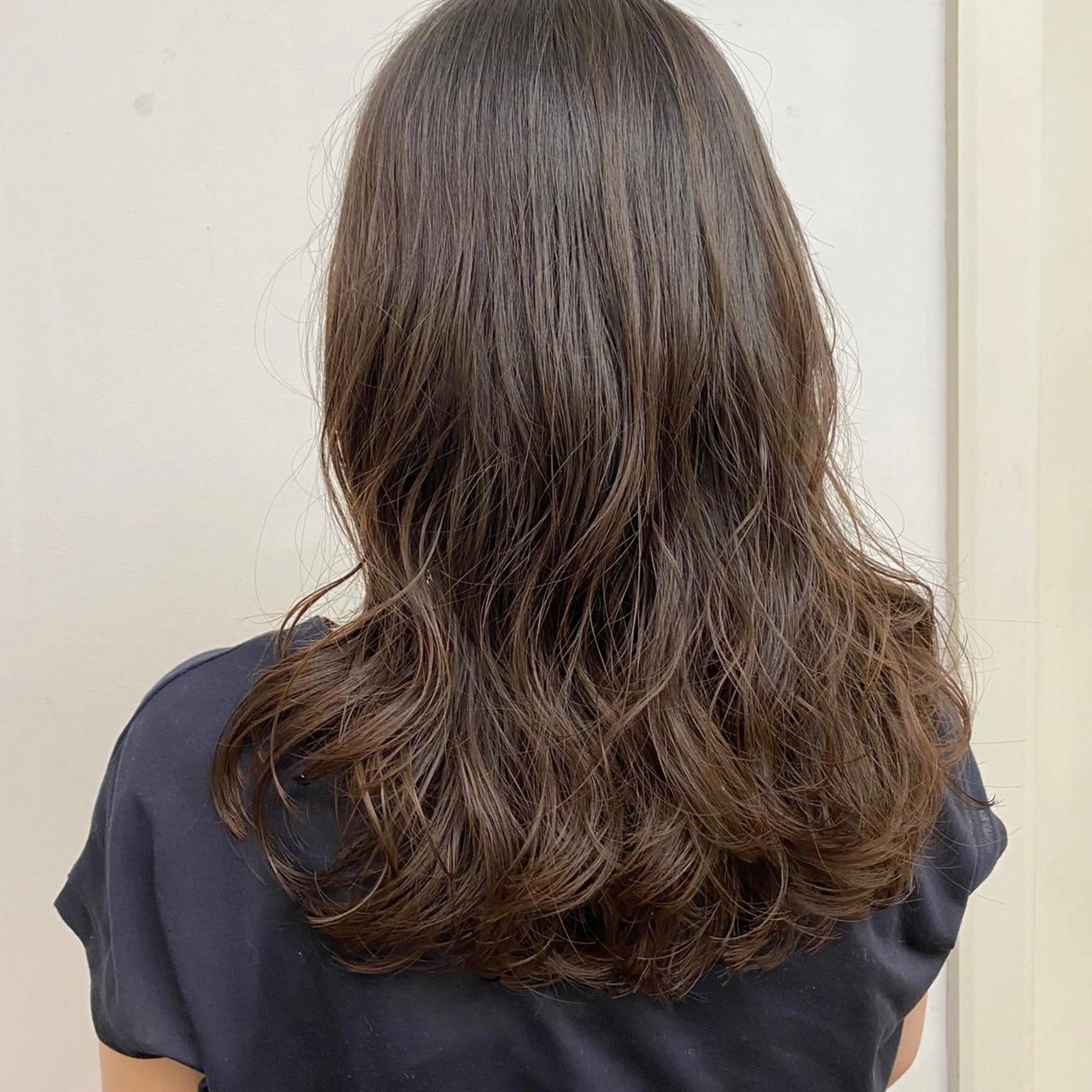 セミロング パーマ エアウェーブ 🌕ホンブ ユウイチ【代表】🌕のヘアスタイル