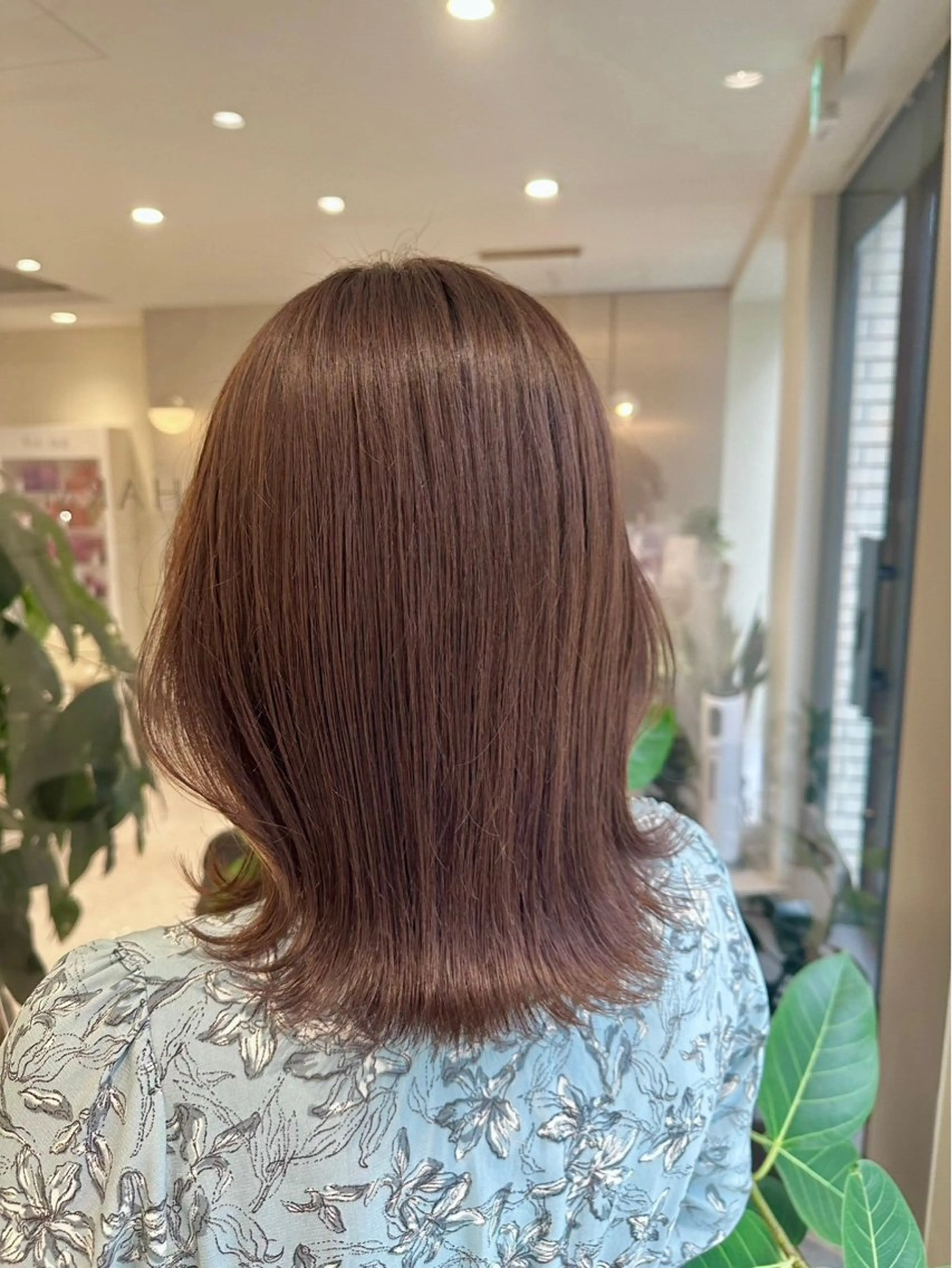 ミディアム カラー イルミナカラー ボブ 外ハネヘア カット ヘアカラー Ms.CHARM所属・透明感カラー🌿 グレージュ🐺陽介のヘアスタイル