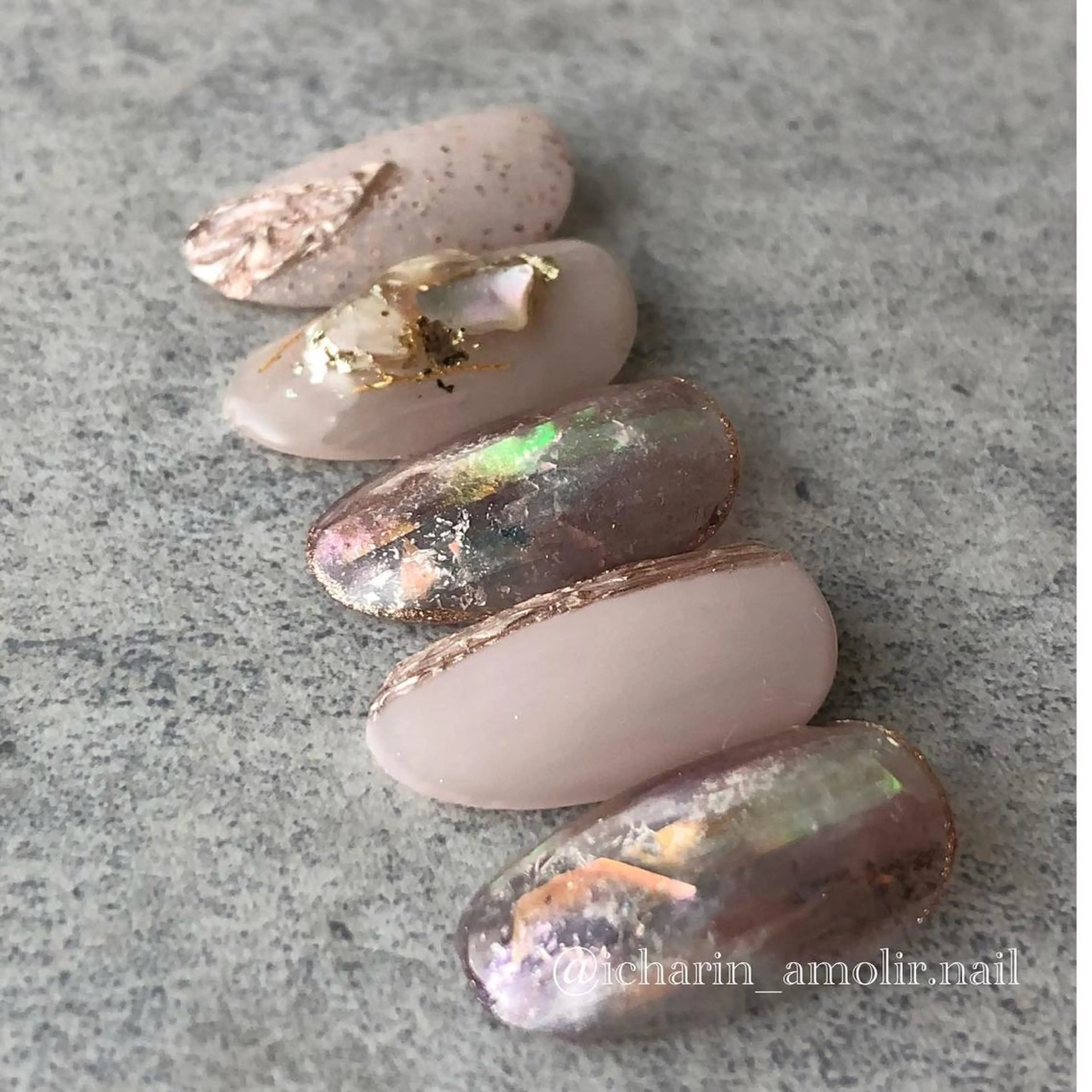 ネイル シンプルネイル EMIKOのネイルデザイン